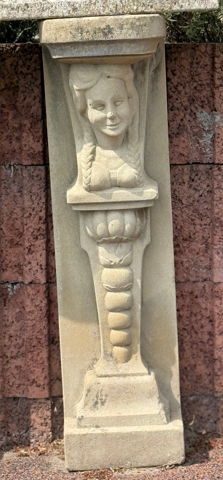Ornament van 90 cm hoog en 25 cm breed, Ophalen, Gebruikt, Steen, Mensenbeeld