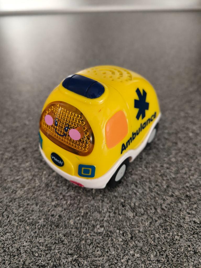 vtech toet toet auto s ambulance Ans, Ophalen of Verzenden, Zo goed als nieuw, 2 tot 4 jaar