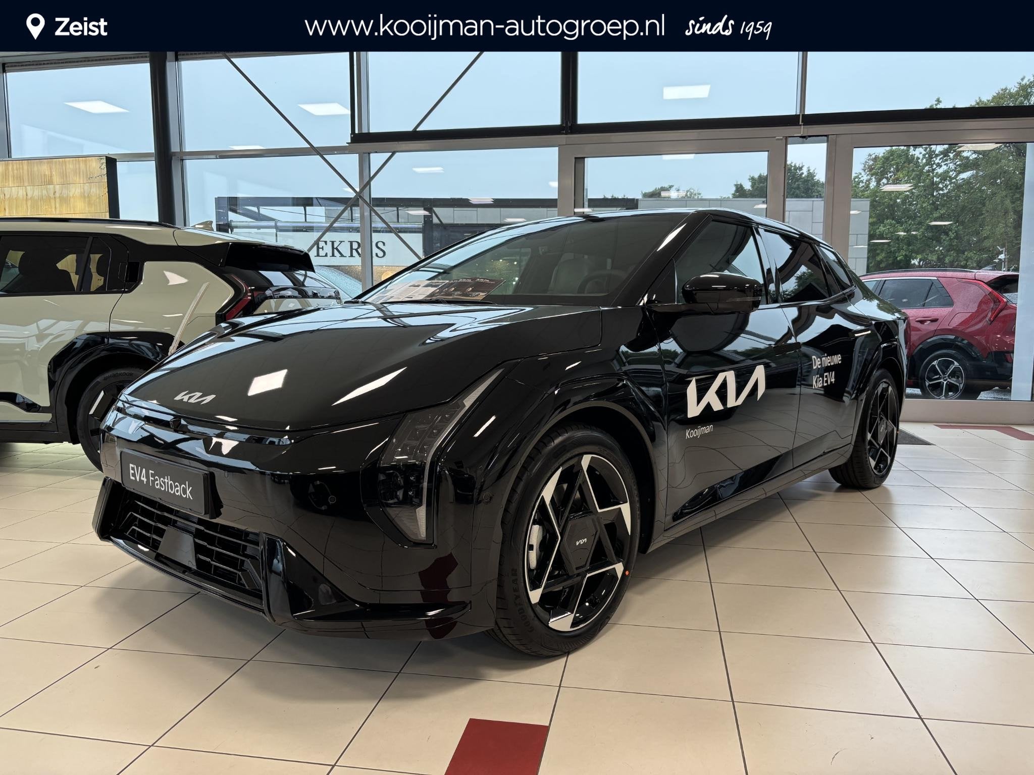 Kia EV4 Fastback GT-PlusLine 81.4 kWh 17 % bijtelling | 360-, 81 kWh, 612 km, Parkeerassistent, 33 min