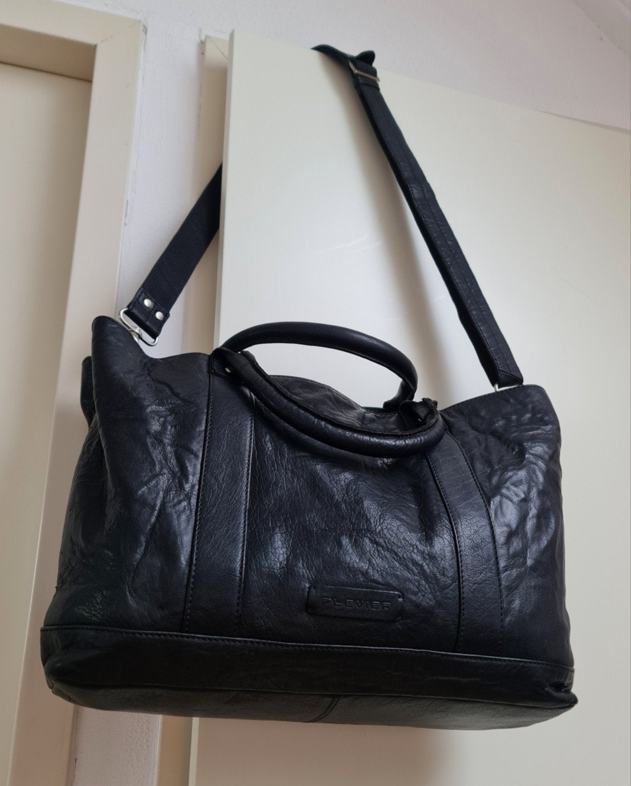 Plevier leren schoudertas aktetas laptop tas zwart reliëf, Gebruikt, Zwart, Leer, Ophalen
