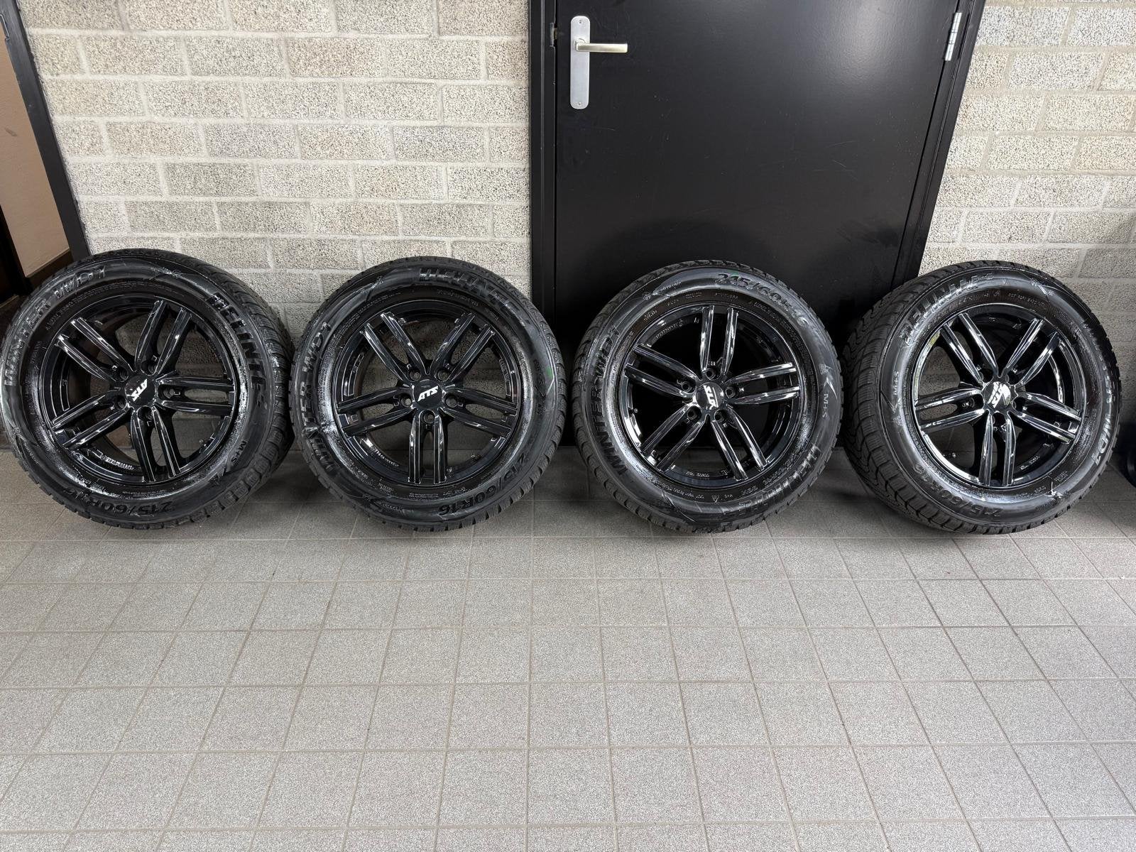 ATS Lichtmetalen Velgen + Banden– Complete Set van 4, Auto-onderdelen, Ophalen, 16 inch, Banden en Velgen, Winterbanden