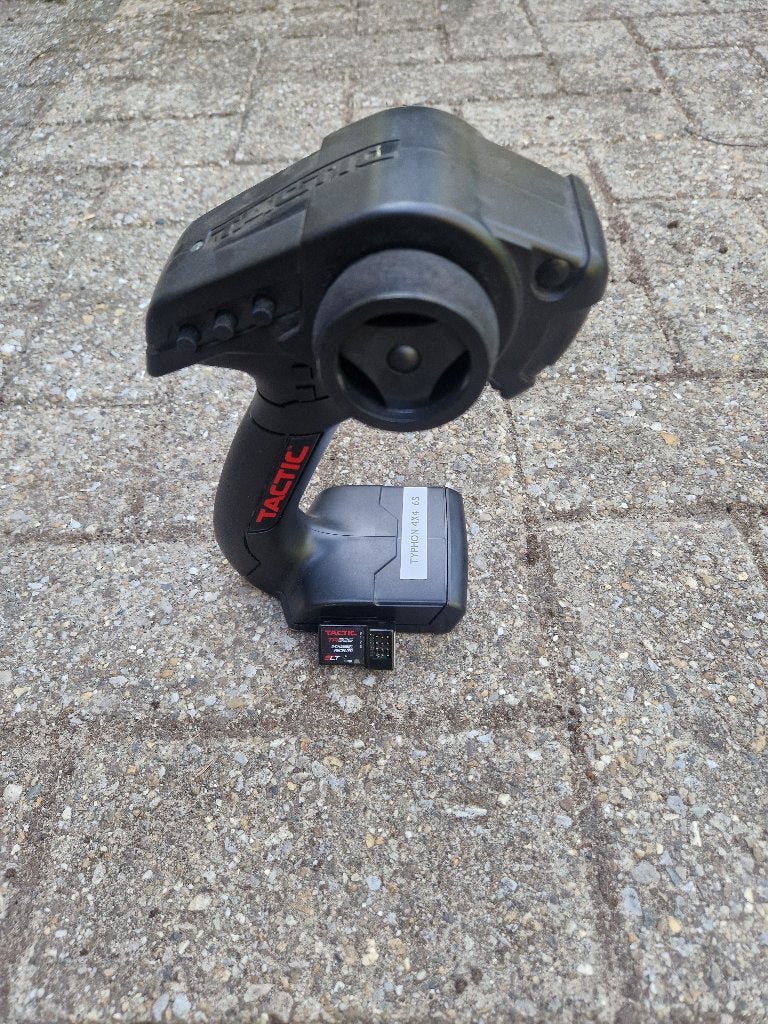 Arrma tactic ttx300 + slr 300 ontvanger, Ophalen of Verzenden, Zo goed als nieuw, Ontvanger