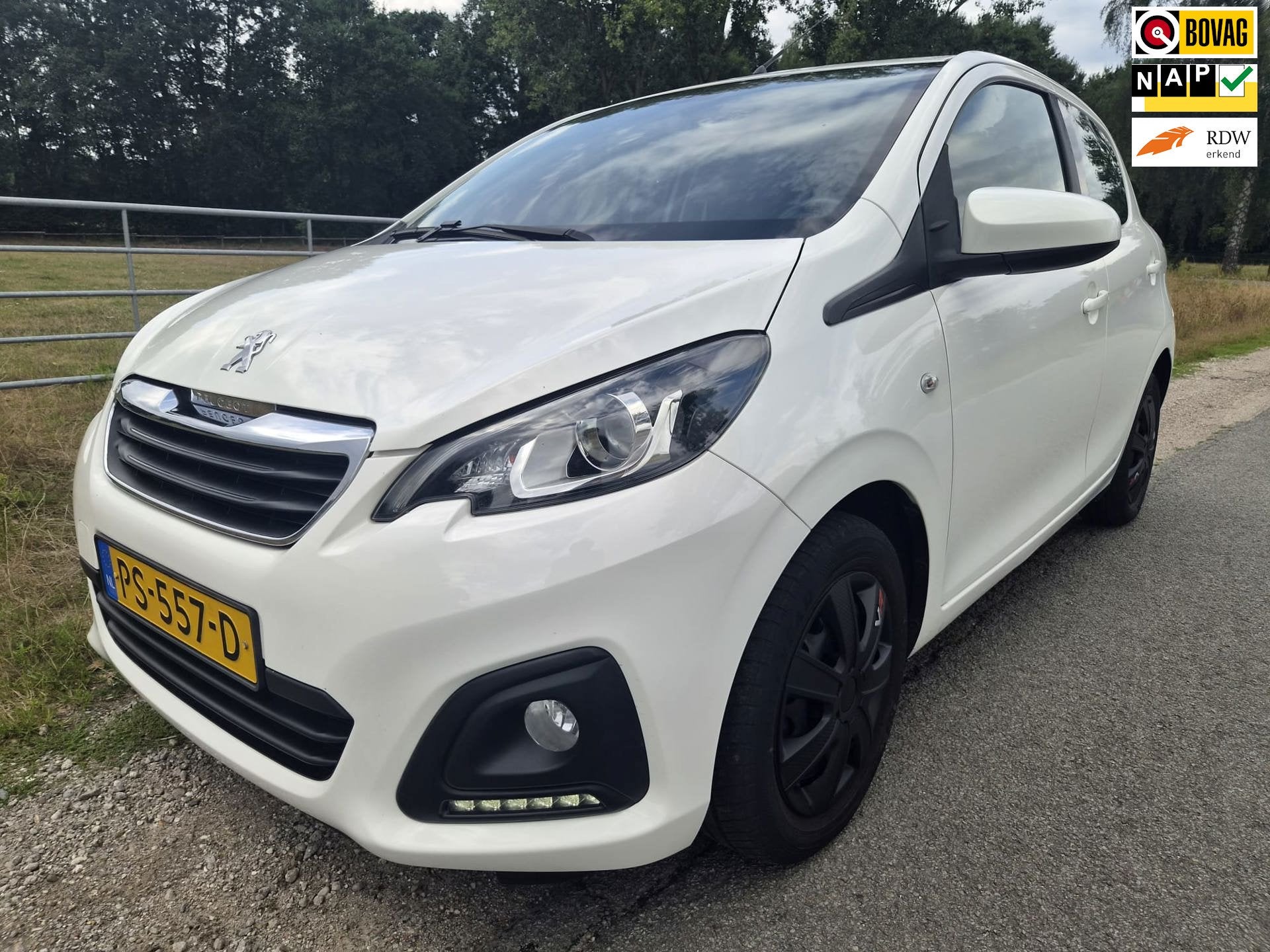 Peugeot 108 1.0 e-VTi Active goed onderhouden en met airco, Voorwielaandrijving, Dealer onderhouden, Stof, Gebruikt