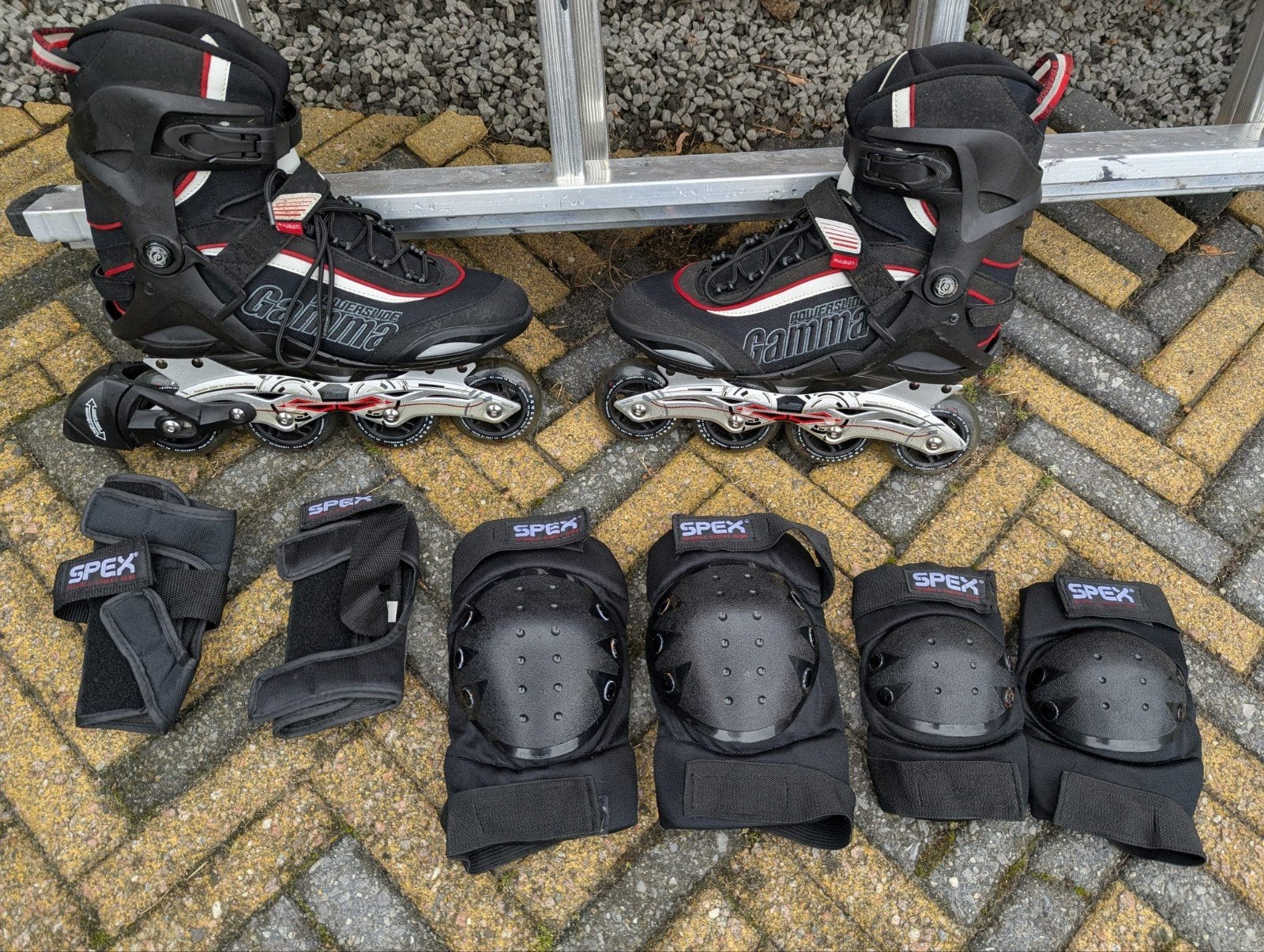 Inline skates maat 44 met bescherming, Overige merken, Gebruikt, Ophalen of Verzenden, Inline skates 4 wielen