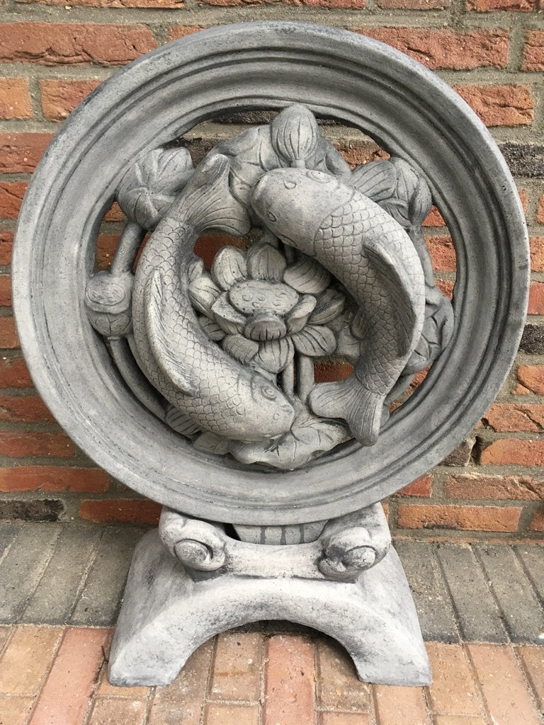 Koi Wiel , hoogte 80cm, Ophalen, Nieuw, Beton, Dierenbeeld