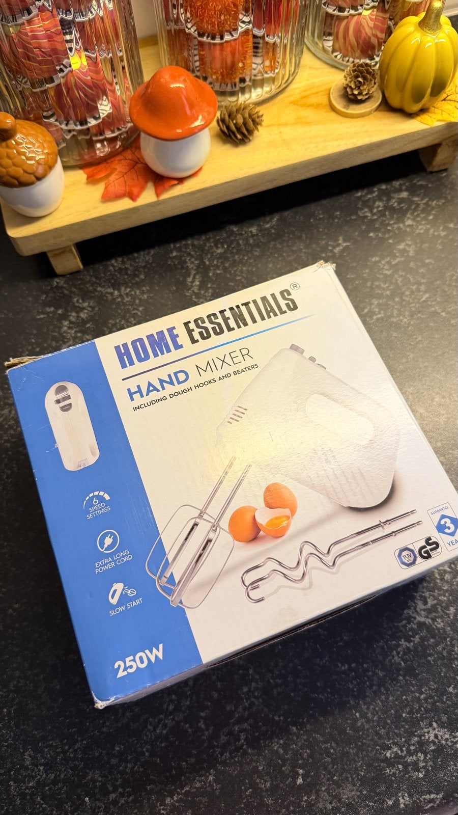 Home Essentials Handmixer 250W, Ophalen of Verzenden, Zo goed als nieuw, 3 snelheden of meer