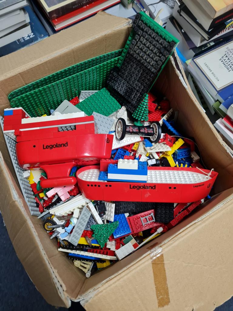 Vintage LEGO uit de jaren '70 - Grote doos met onderdelen, Gebruikt, Inclusief extra onderdelen, Lego, Ophalen of Verzenden