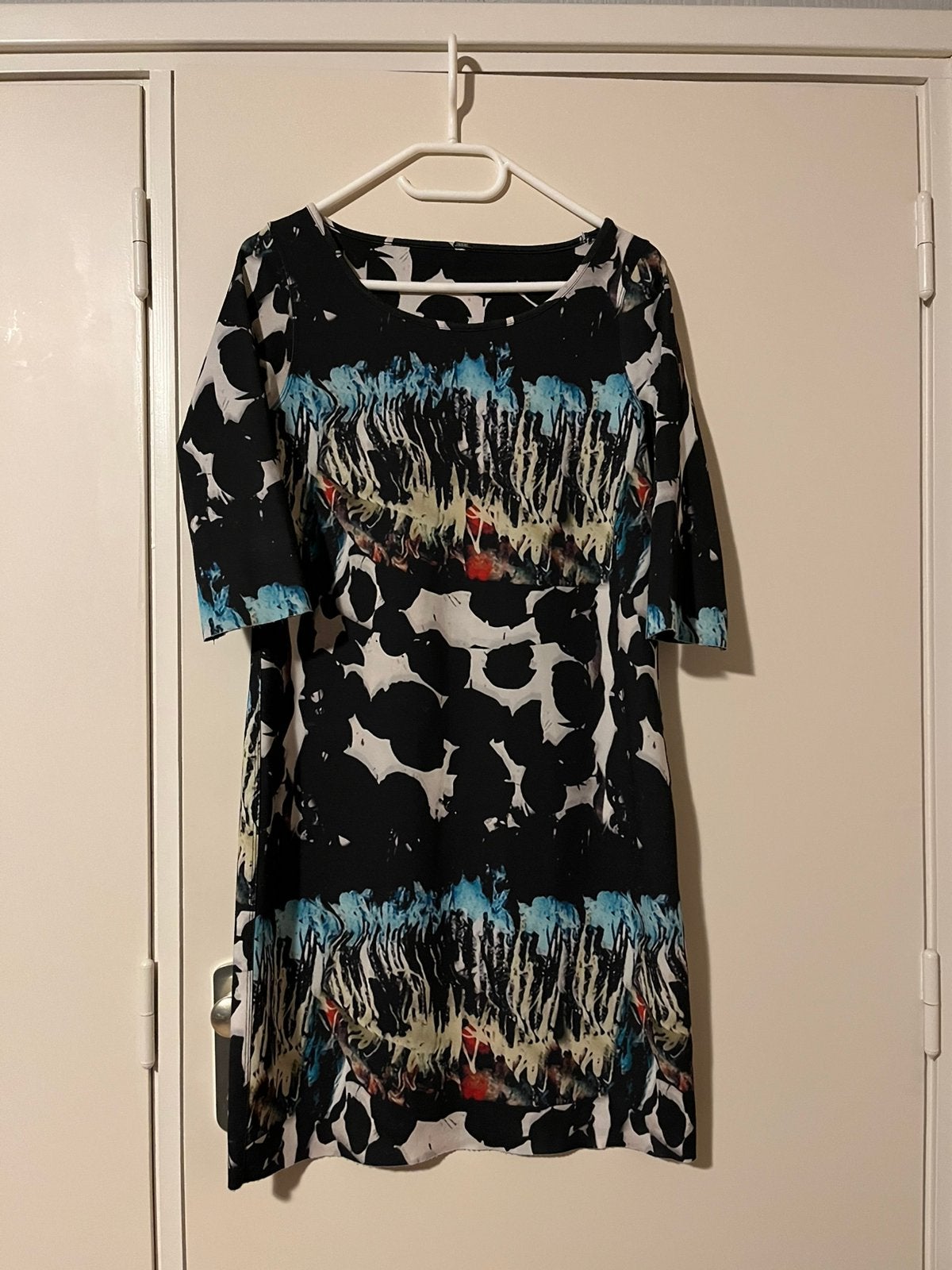 Jurk dames maat M / L zgan, Ophalen of Verzenden, Zo goed als nieuw, Maat 38/40 (M), Boven de knie