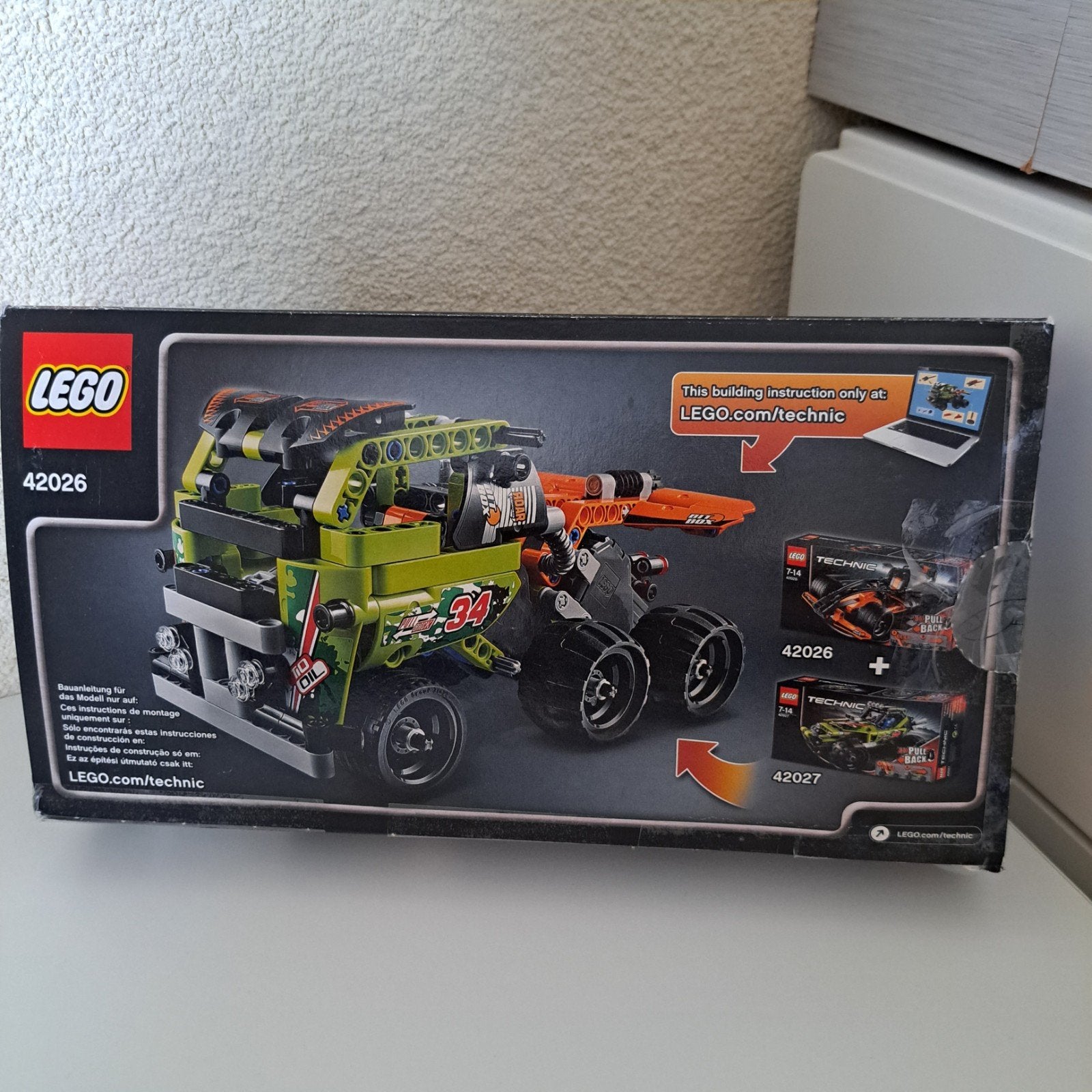 Foto 9 van Lego Technic 42026 Zwarte Racewagen.
42026 Zwarte Racewagen
