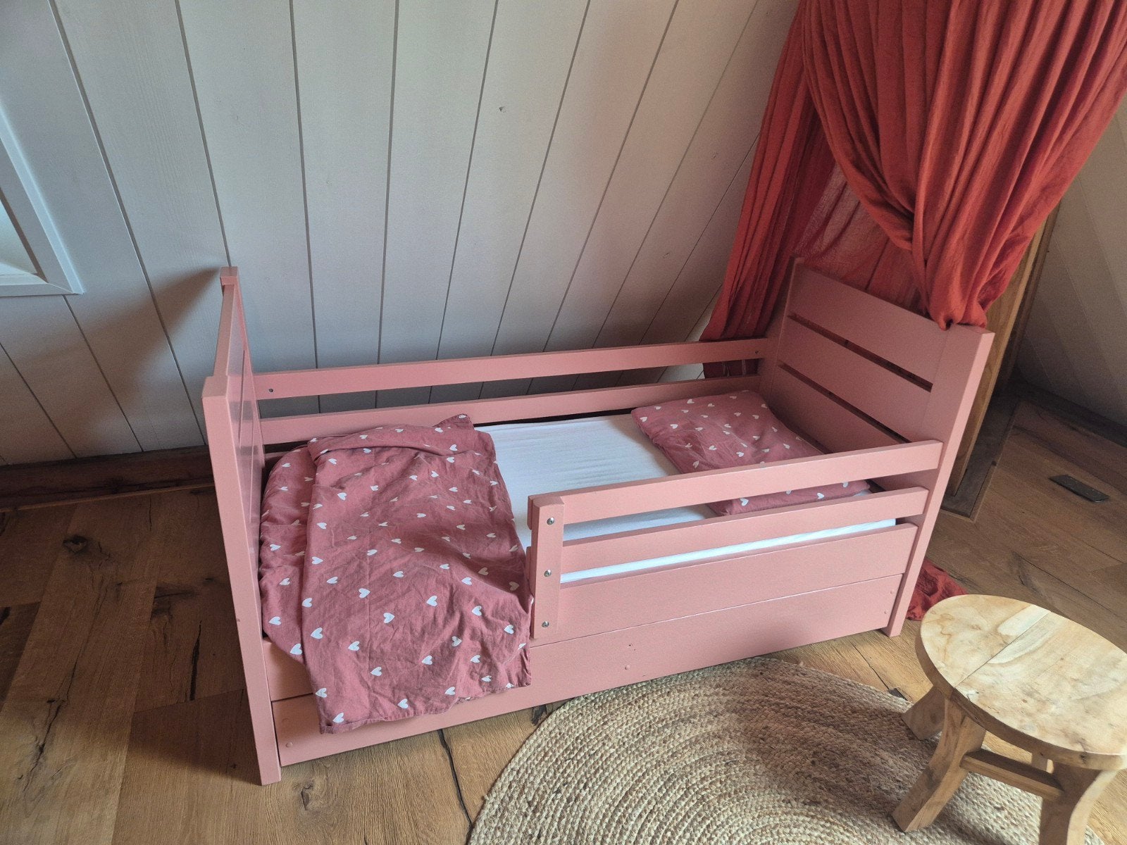Leuk roze peuterbed met lade en optioneel matras, Kinderen en Baby's, Kinderkamer | Bedden, Ophalen