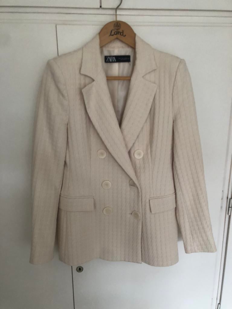 Te koop: Colbert, maat 36, kleur beige, Kleding | Dames, Ophalen of Verzenden, Zo goed als nieuw, Maat 36 (S), Beige