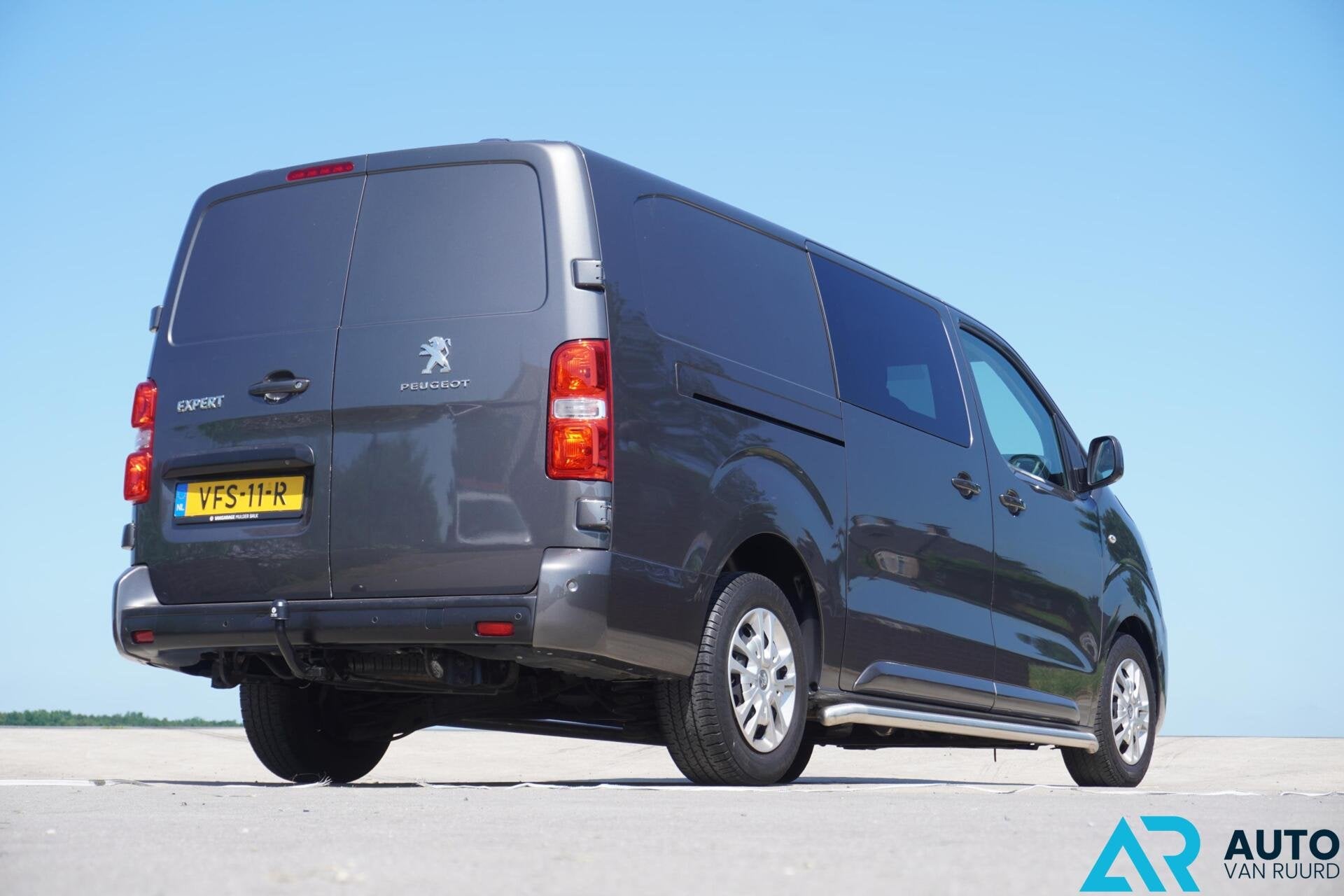 Peugeot Expert 2.0 DC * 180 PK * Dubbele cabine * Automaat, Auto's, Stof, Gebruikt, 4 cilinders, 2000 kg