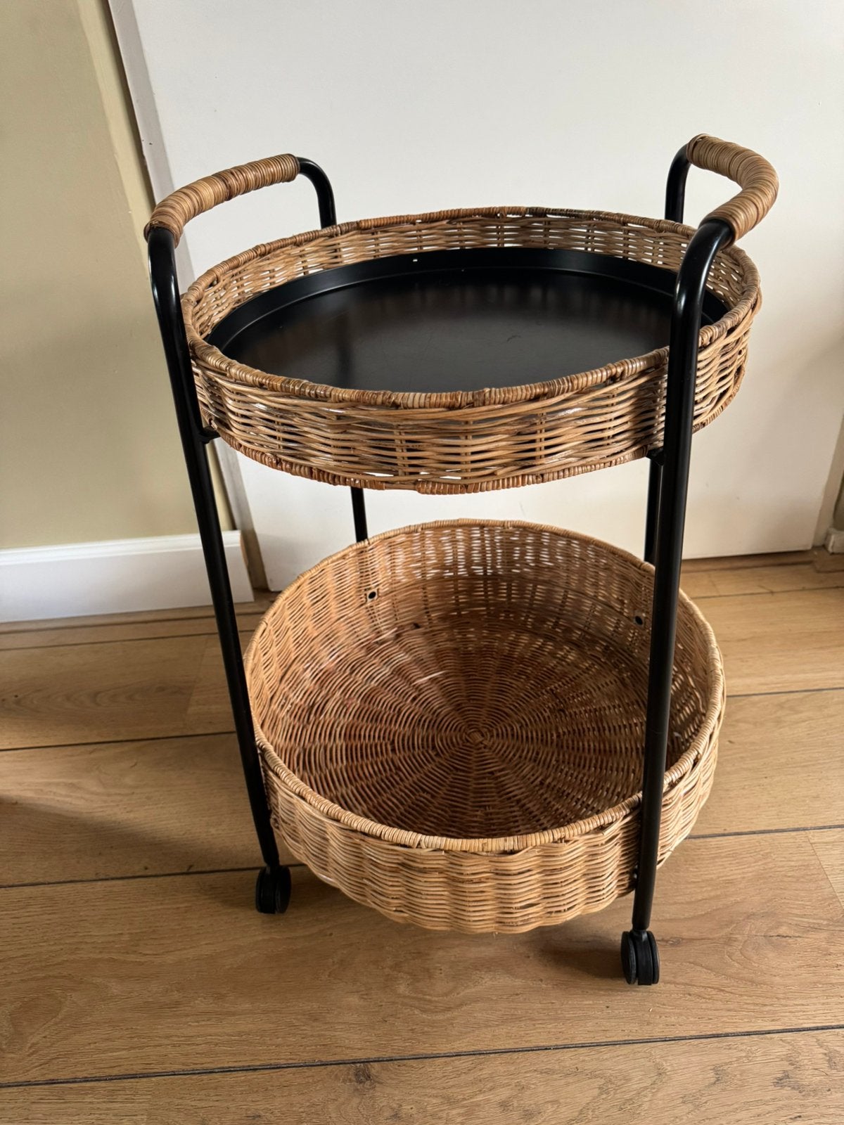 IKEA LUBBAN bijzettafel / roltafel, Minder dan 55 cm, Rond, Zo goed als nieuw, Ophalen