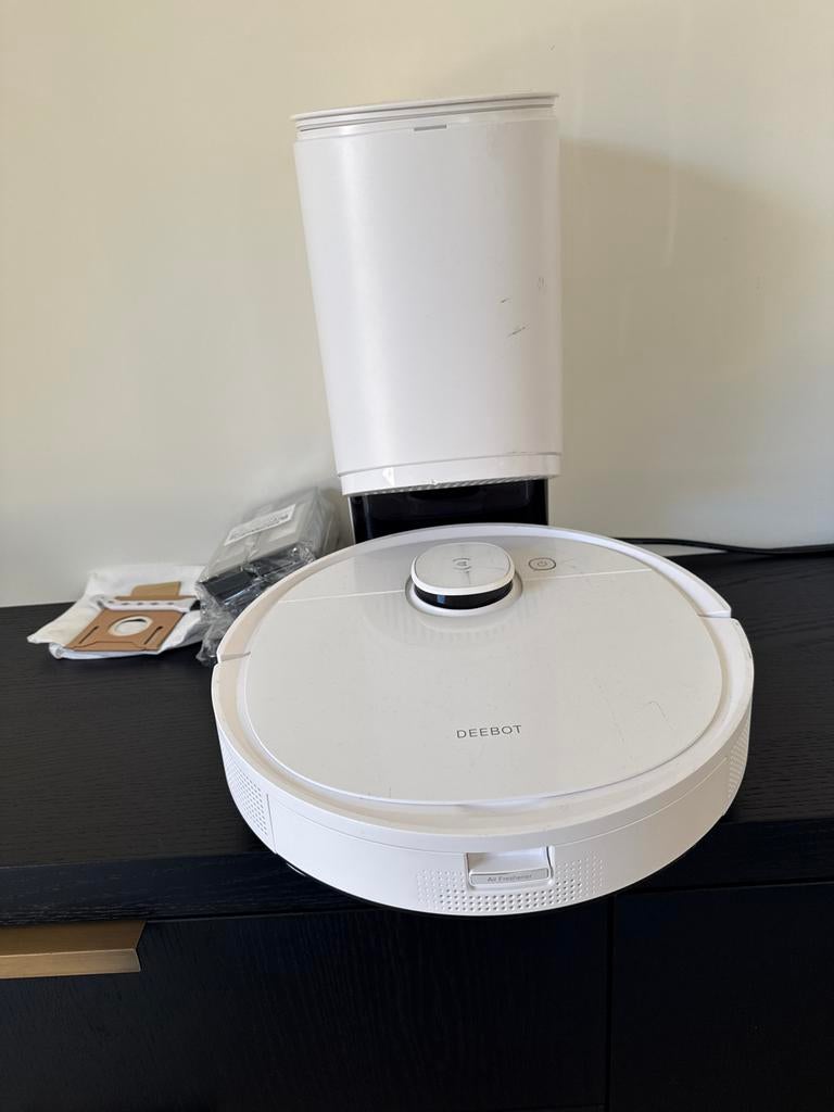 Ecovacs Deebot T9+ robotstofzuiger met auto-leegstation, Stofzak, Ophalen of Verzenden, Zo goed als nieuw, Robotstofzuiger