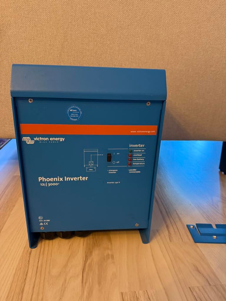 Victron Phoenix 12/3000 inverter, Ophalen, Gebruikt
