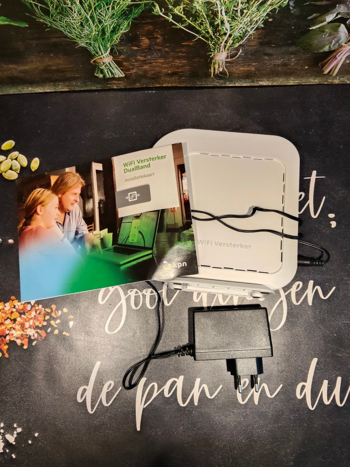 KPN WiFi Versterker DualBand V10, Ophalen of Verzenden, Zo goed als nieuw, KPN
