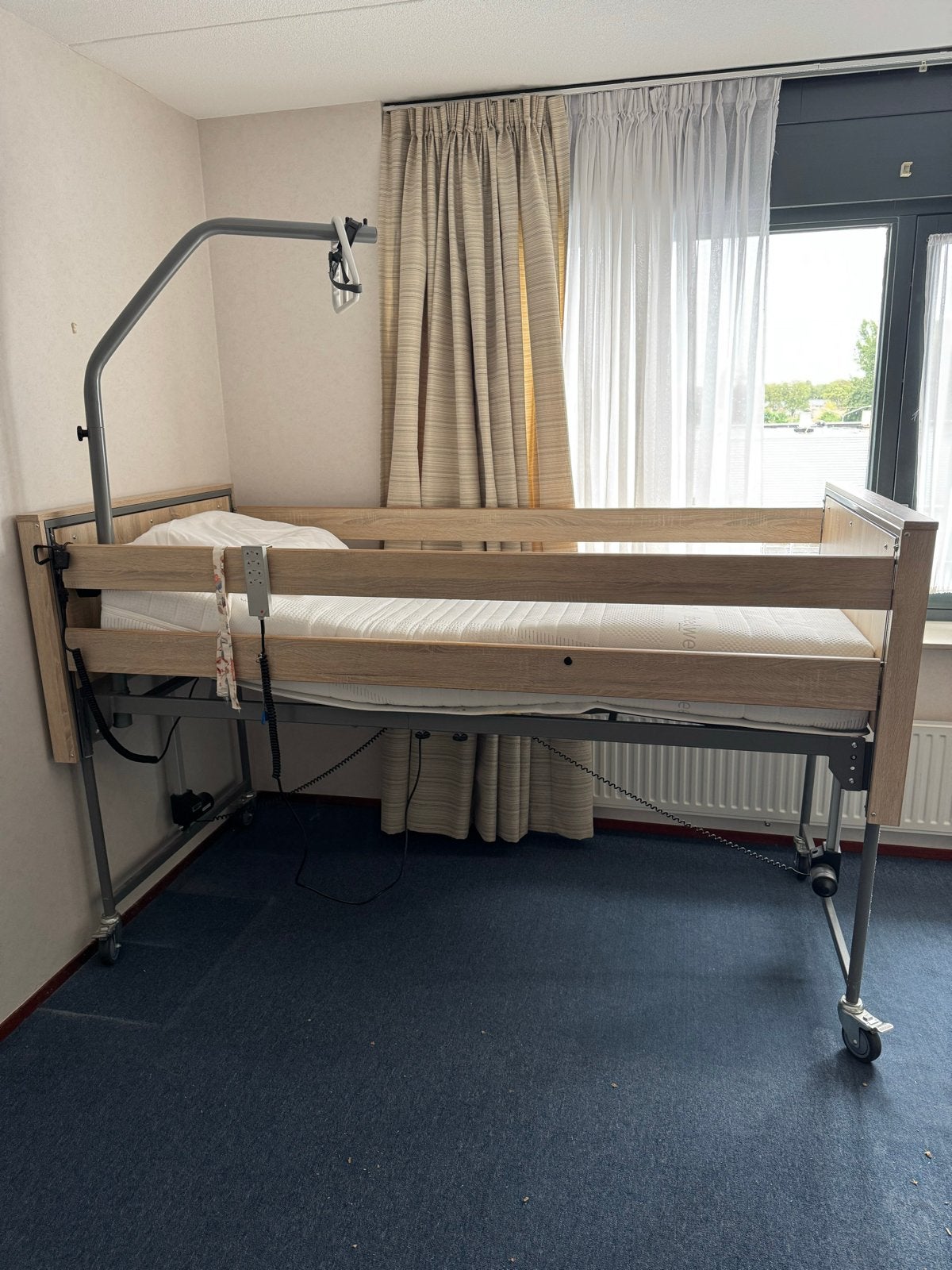 Verstelbaar Eenpersoons Ziekenhuisbed met Matras, Ophalen, Verstelbaar, 90 cm, Eenpersoons