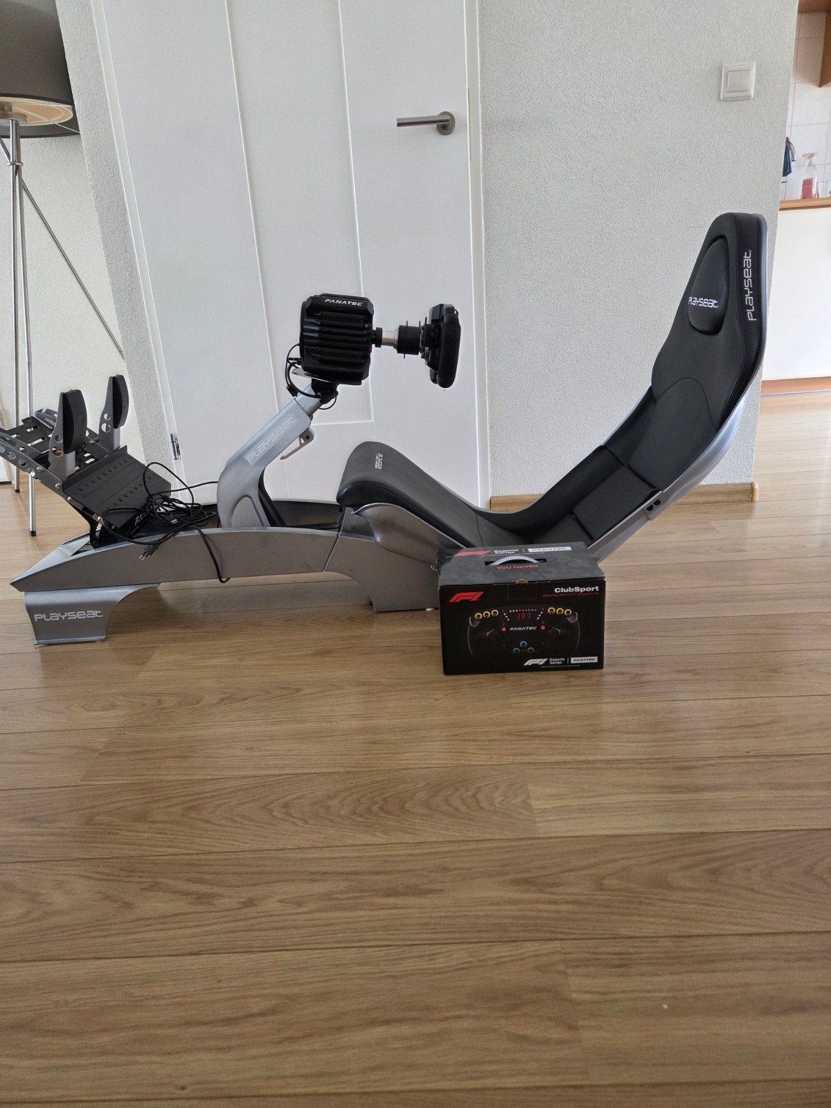 High-End F1 Simrace Set: Fanatec DD Pro (8Nm) + F1 V2 Stuur, Spelcomputers en Games, Spelcomputers | Overige Accessoires, Ophalen