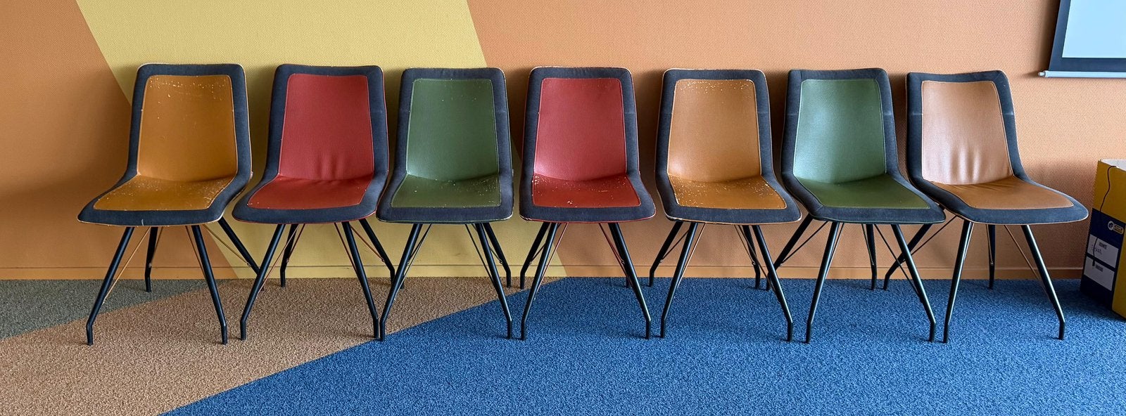 12 XOOON JAX eetkamerstoelen - GRATIS!, Ophalen, Gebruikt, Vijf, Zes of meer stoelen