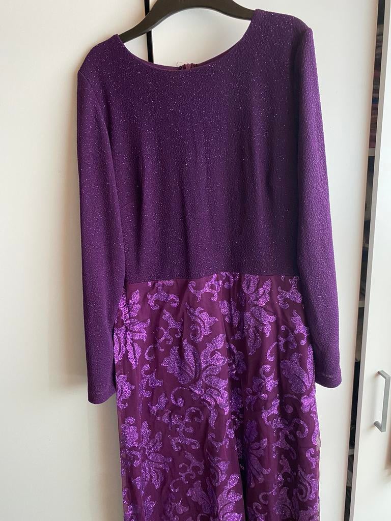 Abiye maat XL, Kleding | Dames, Jurken, Ophalen of Verzenden, Zo goed als nieuw, Maat 46/48 (XL) of groter, Onder de knie