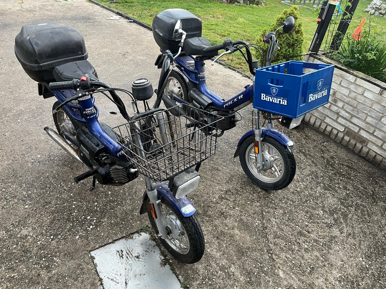 Twee Tomos Pack'R brommers - opknappers, Fietsen en Brommers, Brommers | Tomos, Ophalen, Gebruikt