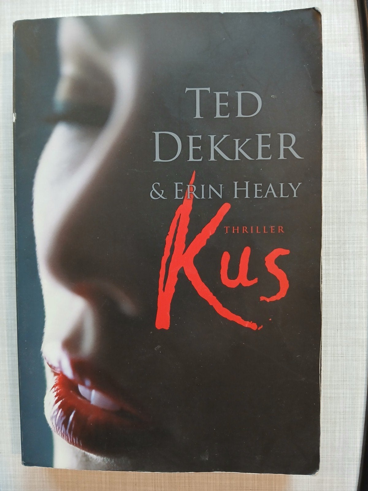 Ted Dekker en Erin Healy - Kus, Ophalen of Verzenden, Zo goed als nieuw, Erin Healy; Ted Dekker