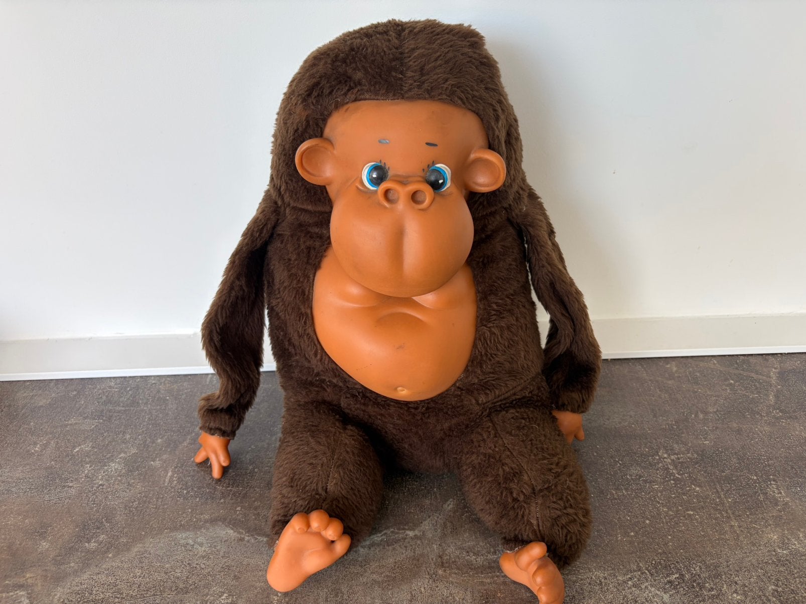 Vintage knuffel van een aap 50cm, Ophalen of Verzenden, Zo goed als nieuw, Overige typen