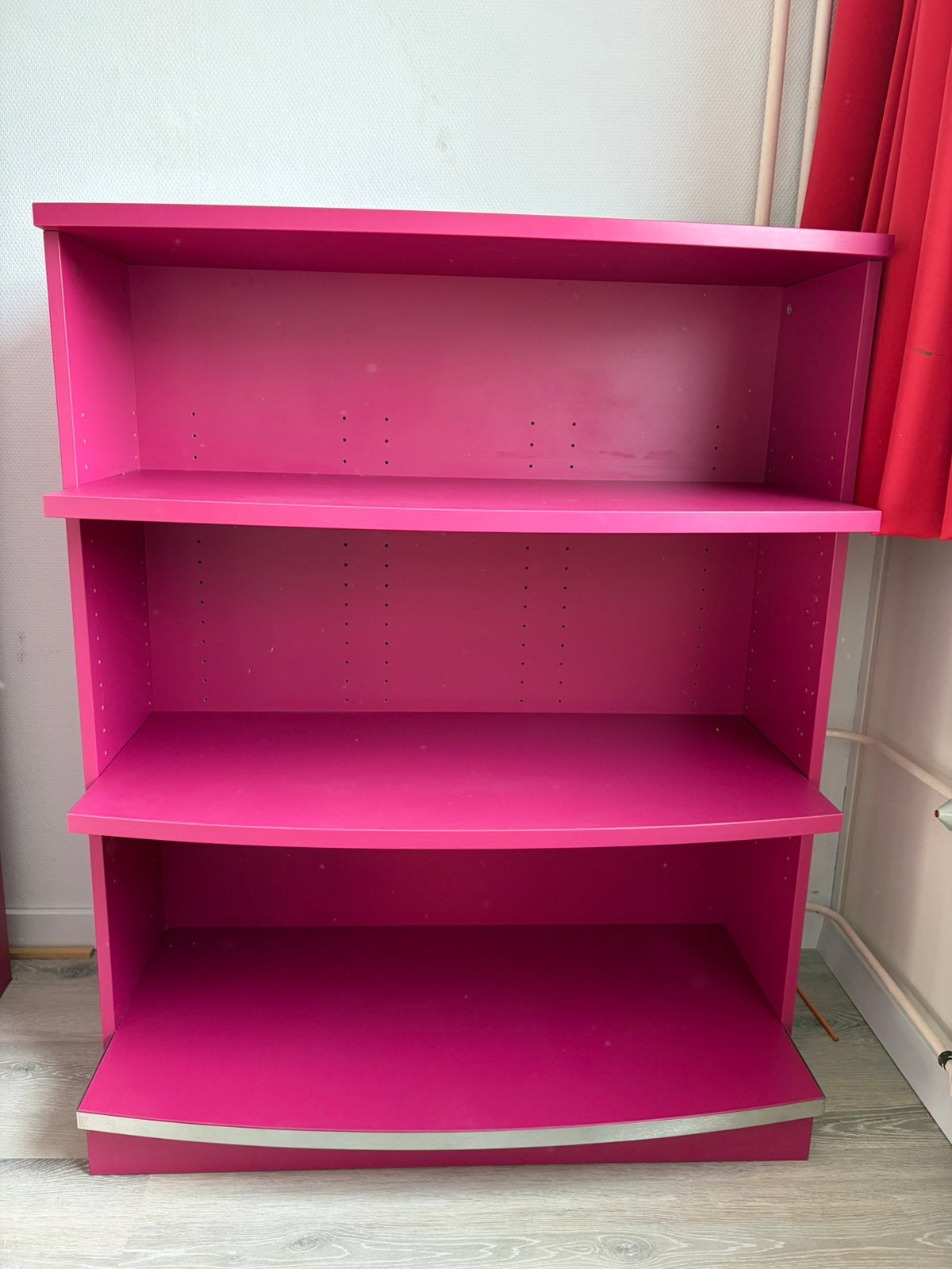 Roze kasten, Ophalen, Kast, 50 tot 70 cm, 105 cm of meer
