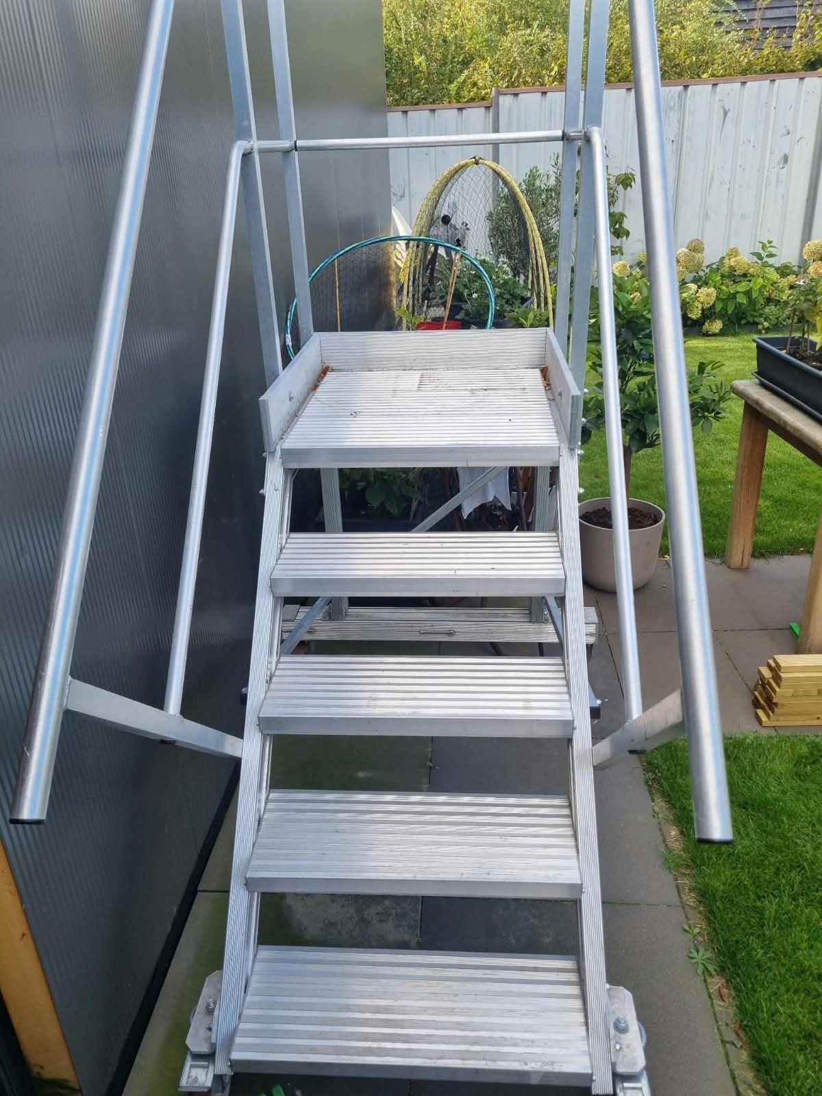 Bordestrap Altrex BT 45 5 treden met dubbele leuning, Ophalen, Gebruikt, Trap, Minder dan 2 meter