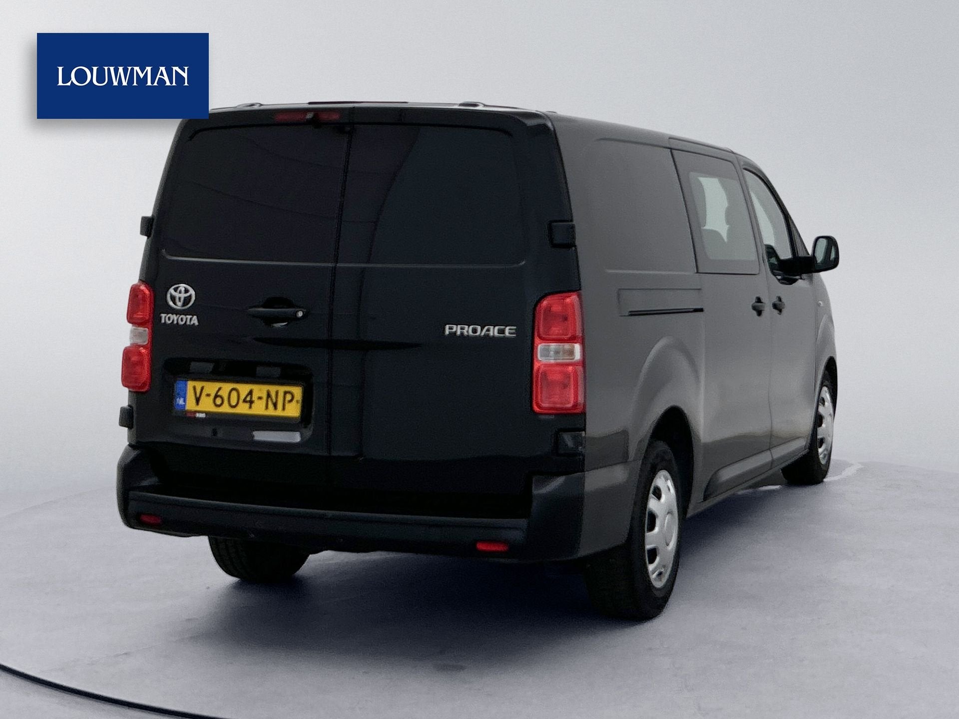 Toyota ProAce Worker 1.6 D-4D Long DC Cruise control Dubbele, Voorwielaandrijving, 1634 kg, Zwart, Origineel Nederlands