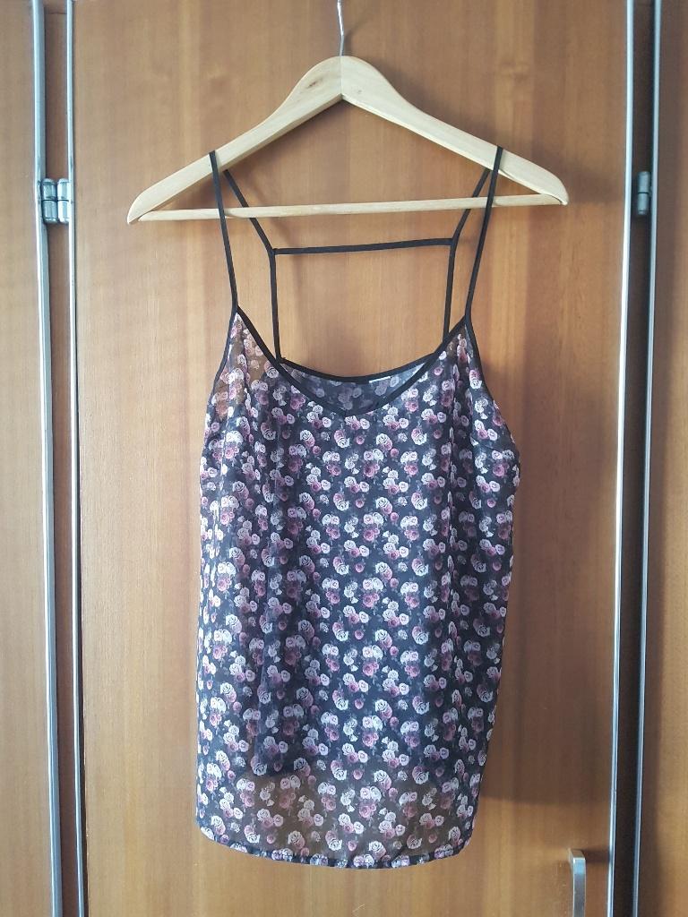Zomertopje, zwart met roosjes, maat 36, Ophalen of Verzenden, Nieuw, Maat 36 (S), Zwart