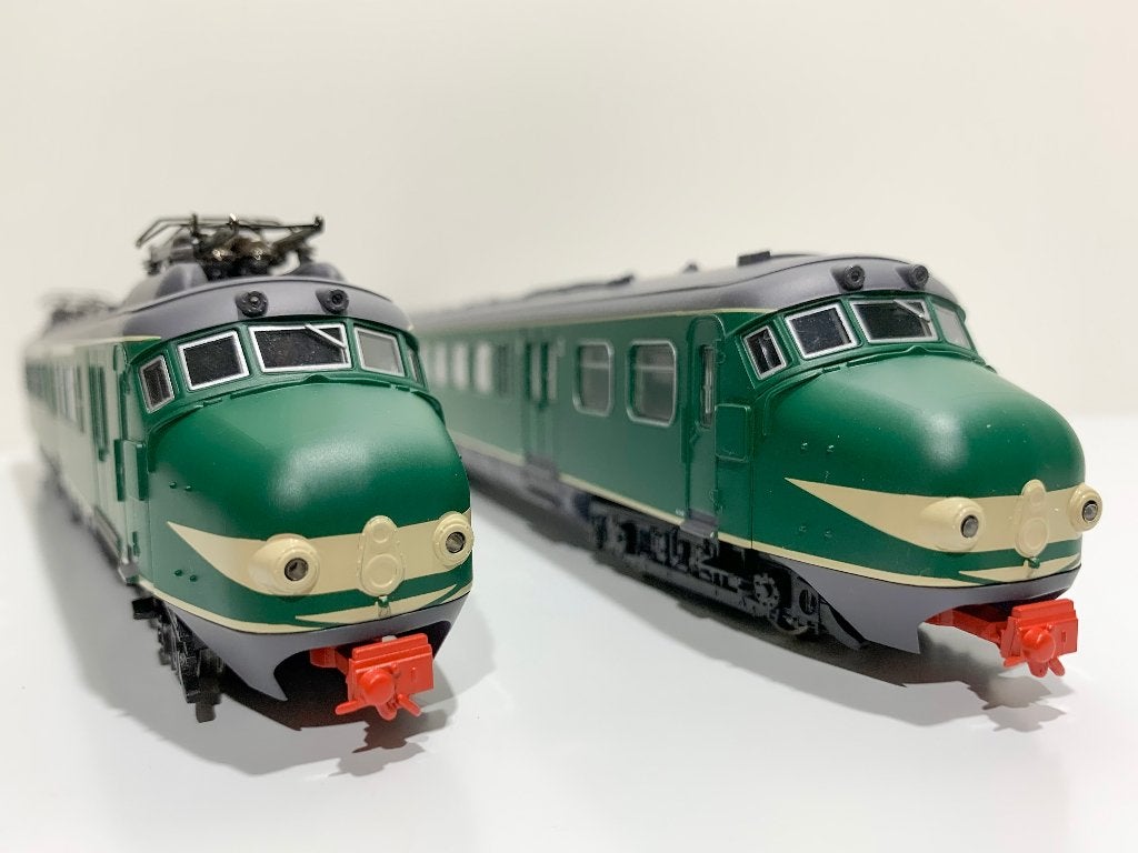 PIKO: 57520-2 NS 2-delig treinset Hondekop GROEN voor *H0*, Ophalen, Gelijkstroom, Analoog, Piko