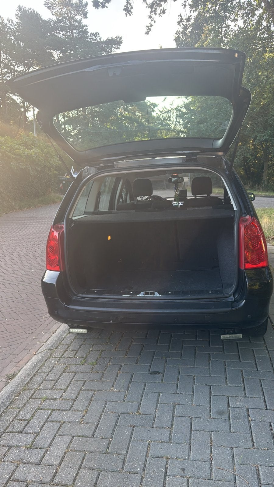 Peugeot 307 1.6 16V Break AUT 2008 Zwart, Auto's, 680 kg, 4 cilinders, Zwart, Origineel Nederlands