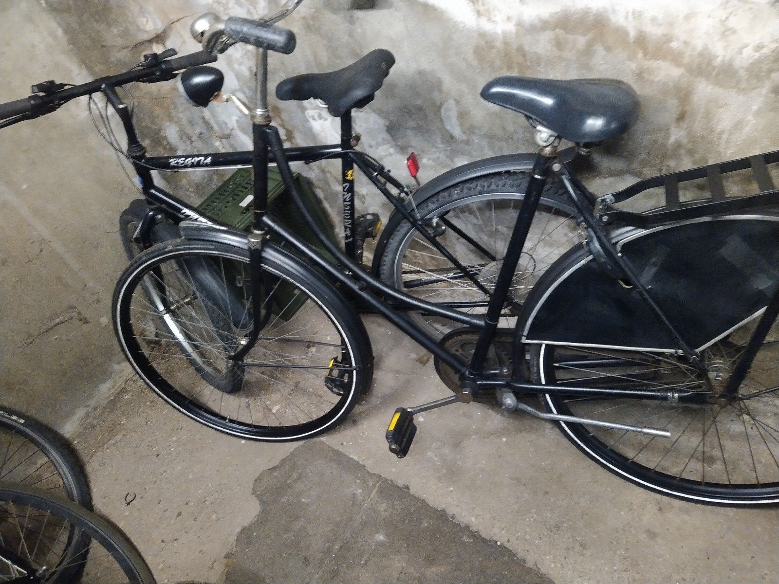 Oma fietsen verschillende maaten, Ophalen