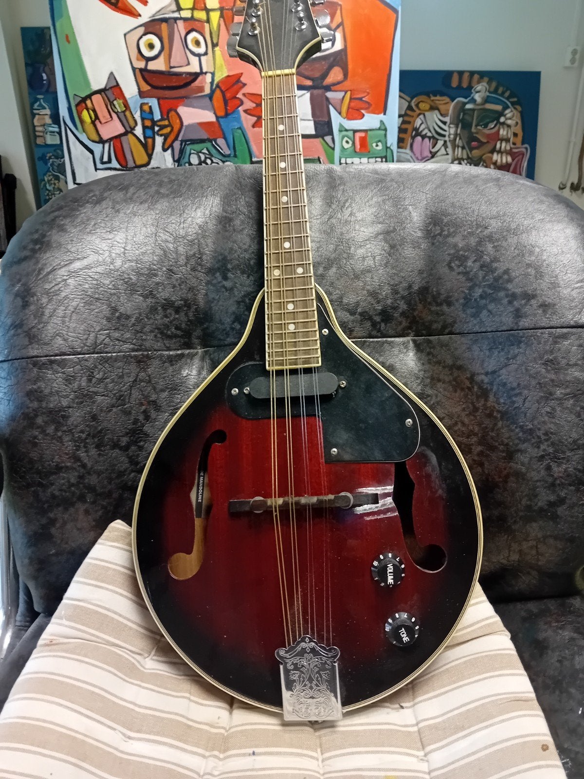 Stagg Mandoline - Rood/Zwart Sunburst, Muziek en Instrumenten, Snaarinstrumenten | Mandolines, Ophalen of Verzenden, Gebruikt