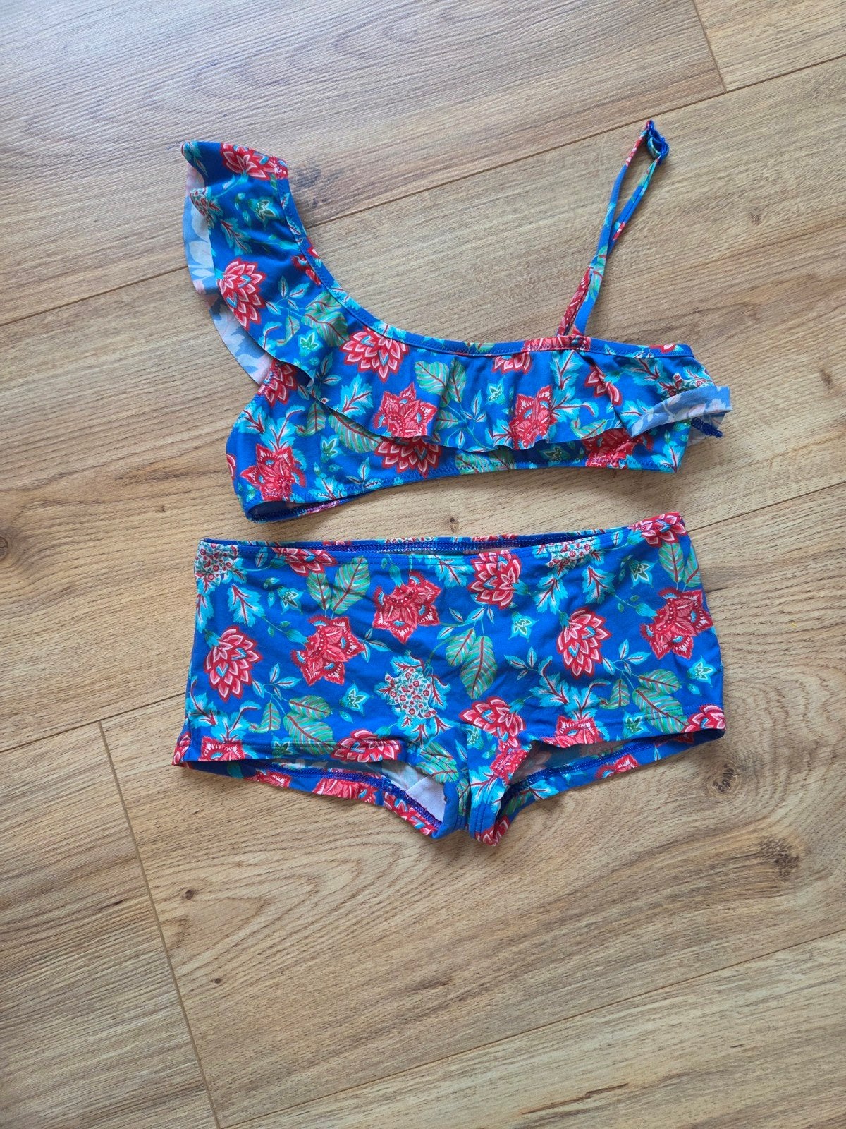 Bikini Calzedonia, maat 10, Bikiniset, Meisje, Ophalen of Verzenden, Zo goed als nieuw