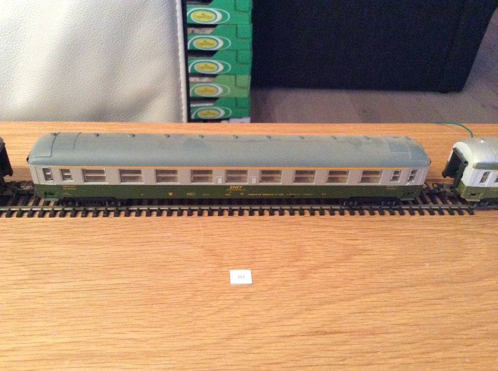 Lima SNCF 2e klas rijtuig - vintage modelspoor, Gebruikt, Gelijkstroom, Wagon, Ophalen of Verzenden