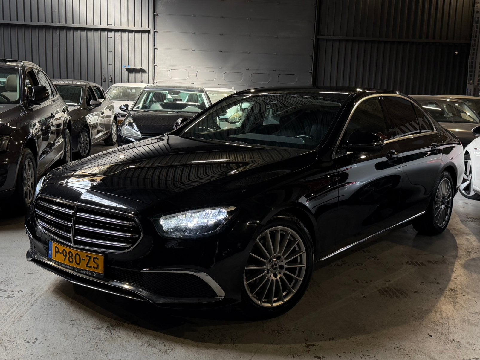 Mercedes-Benz E-Klasse E200D Luxery 160PS AUT-9G 2020/Limo/, Automaat, 4 cilinders, 160 pk, Zwart