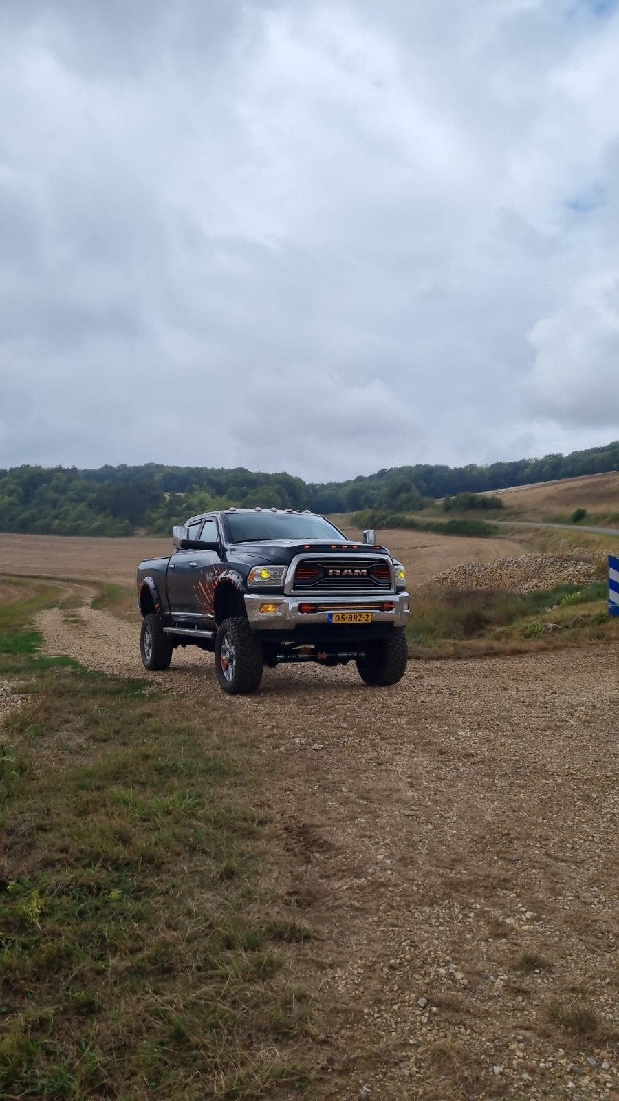 Dodge RAM 2500 Monster-truck LIMITED 6.7L Cummins, Auto's, Automaat, Euro 5, 6690 cc, Zwart