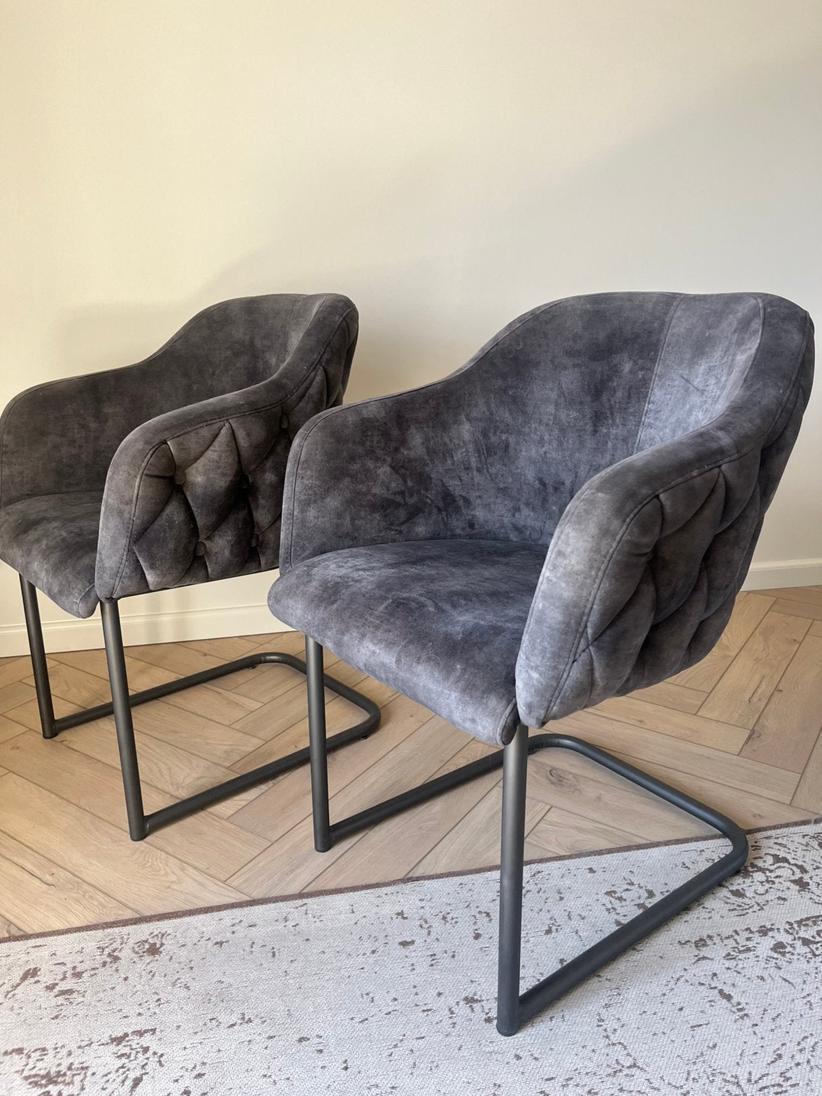 Eetkamerstoelen  Paulette Eleonora 4 stuks gecaptionneerd, Ophalen, Gebruikt, Overige kleuren, Vier