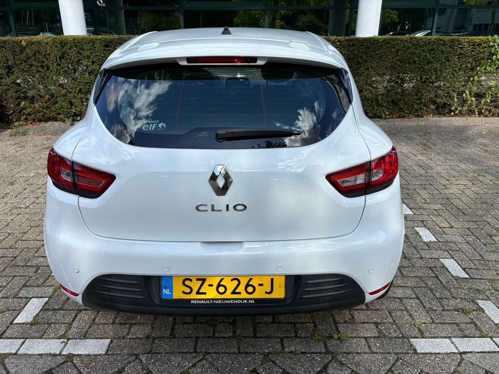 Renault Clio Energy TCe 90pk Eco2 S&S 2018 Wit, Auto's, Voorwielaandrijving, 898 cc, 1057 kg, Origineel Nederlands