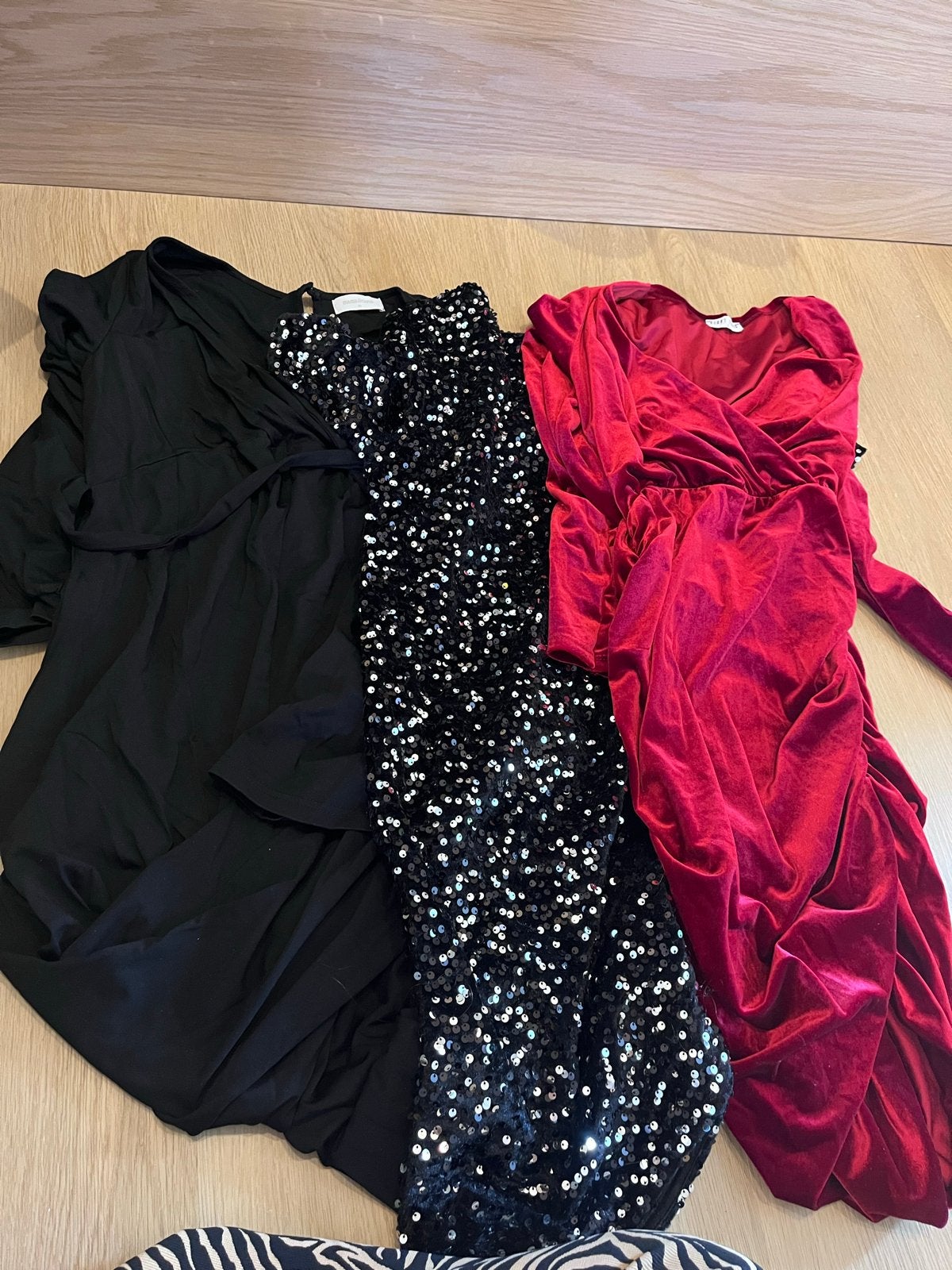 Zwangerschappakket: jurken, rokken, shorts,broeken, tops (M), Kort, Meerkleurig, Zo goed als nieuw, Ophalen