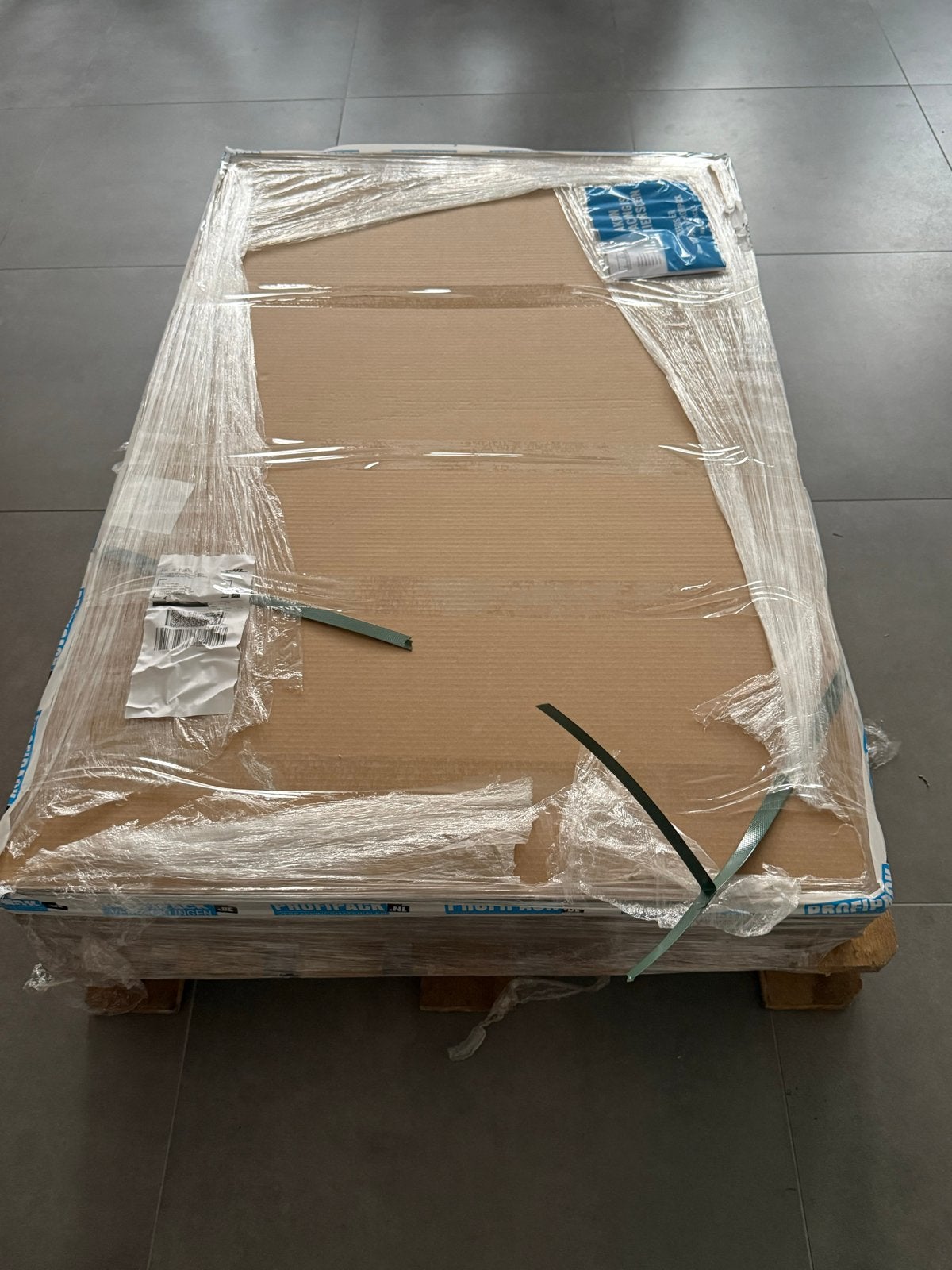 Kartonnen platen 75 cm x 115cm x3 mm - 80 stuks met pallet, Ophalen of Verzenden