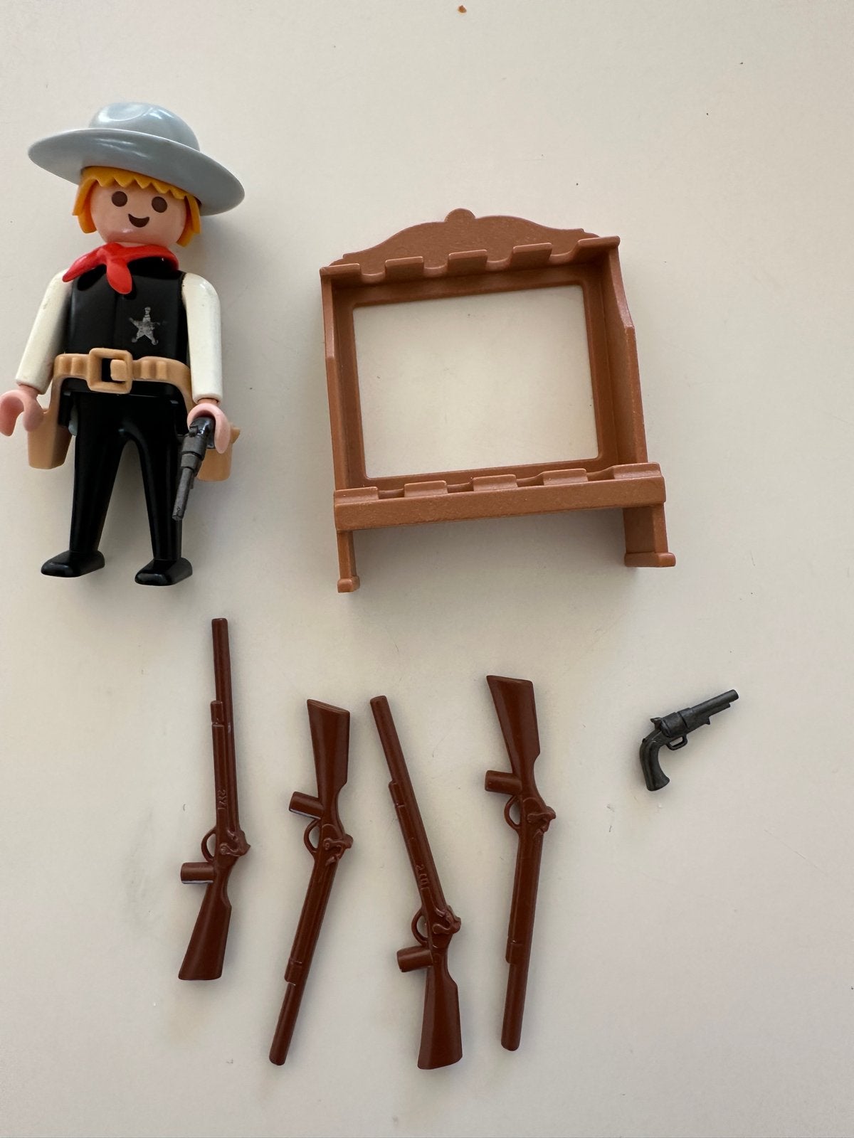 Vintage jaren '70 Playmobil Sheriff met wapenrek en geweren, Ophalen of Verzenden, Zo goed als nieuw
