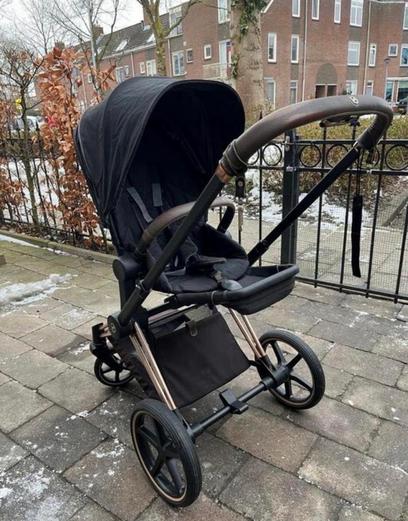Cybex Priam kinderwagen met reiswieg en adapters, Kinderen en Baby's, Kinderwagens en Combinaties, Overige merken, Gebruikt, Ophalen of Verzenden