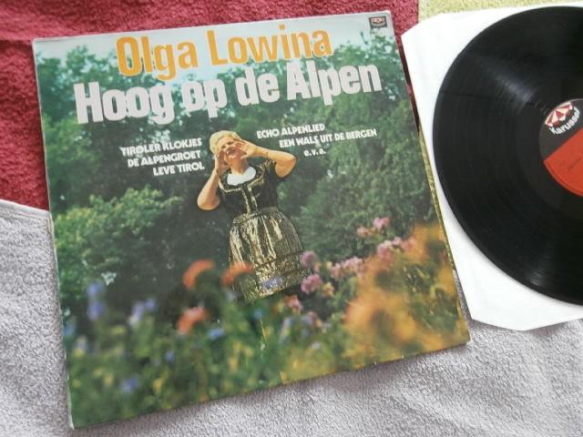 LP - Olga Lowina - Hoog Op De Alpen., Ophalen of Verzenden, Gebruikt, 12 inch, Streekmuziek