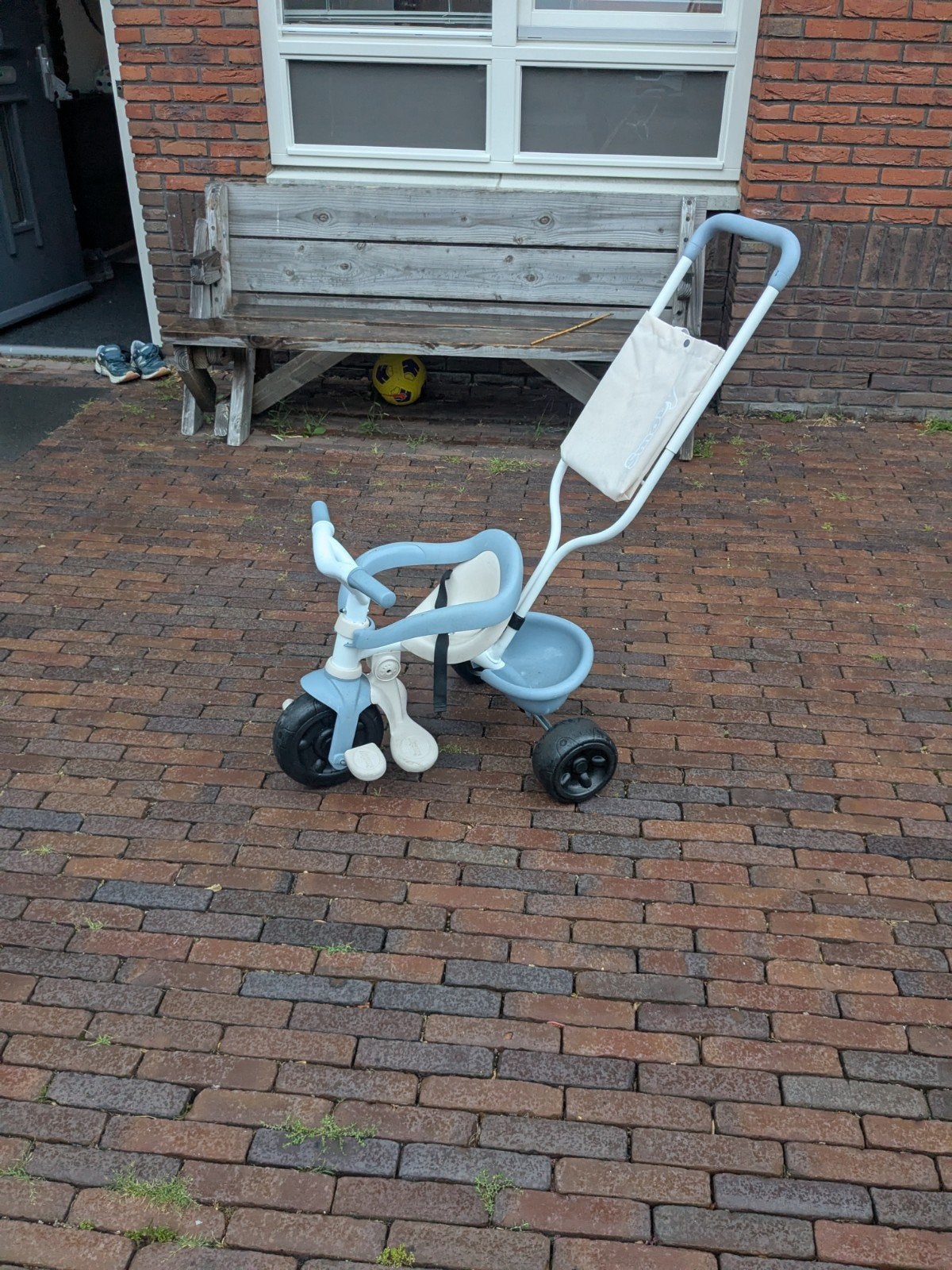 Smoby driewieler in nieuw staat - Ideaal voor de kleintjes!, Ophalen, Nieuw, Smoby, Duwstang