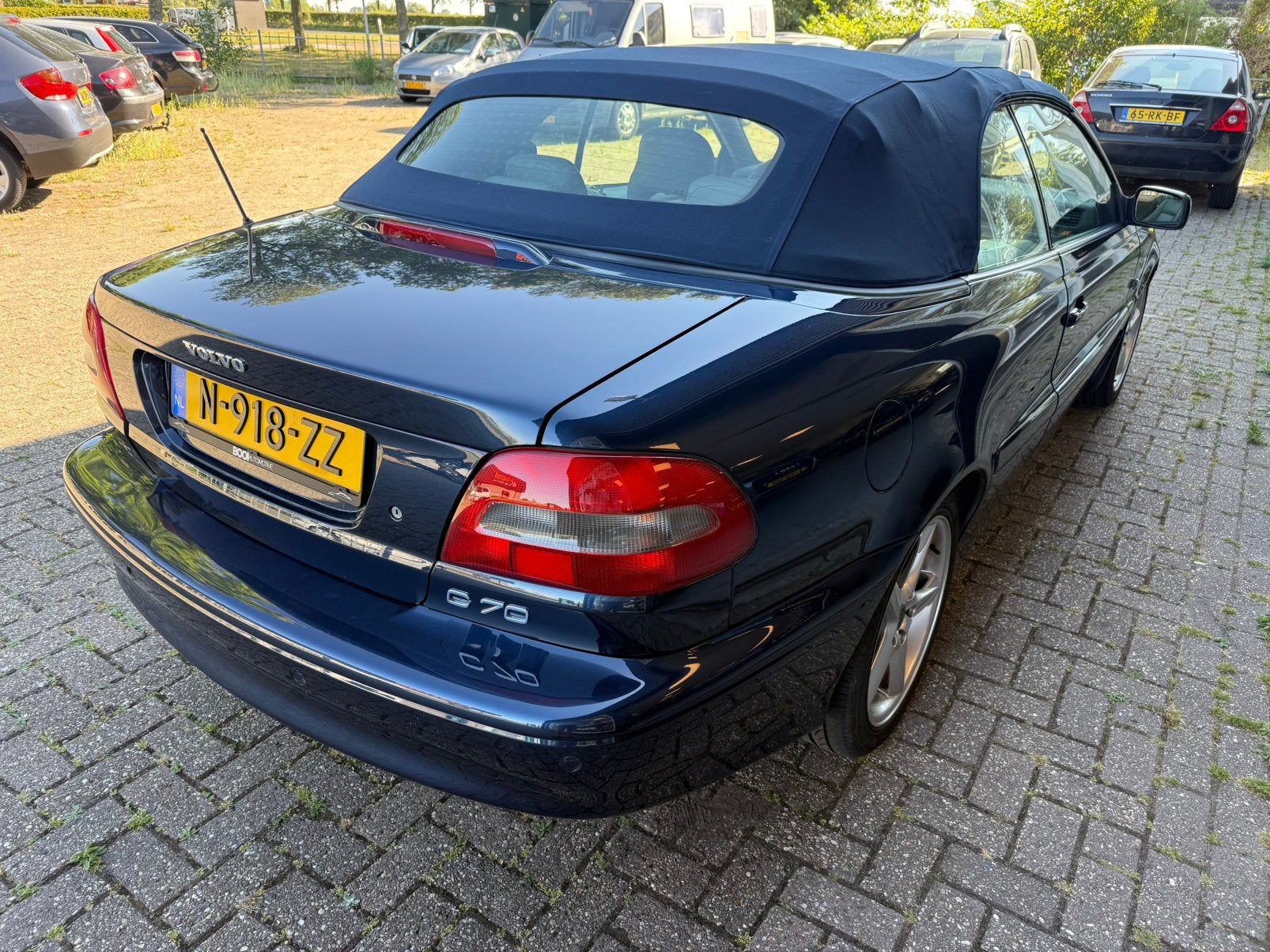 Volvo v70 2.4 T. luxery Cabriolet Goed onderhouden., Automaat, Cabriolet, Bedrijf, 2435 cc