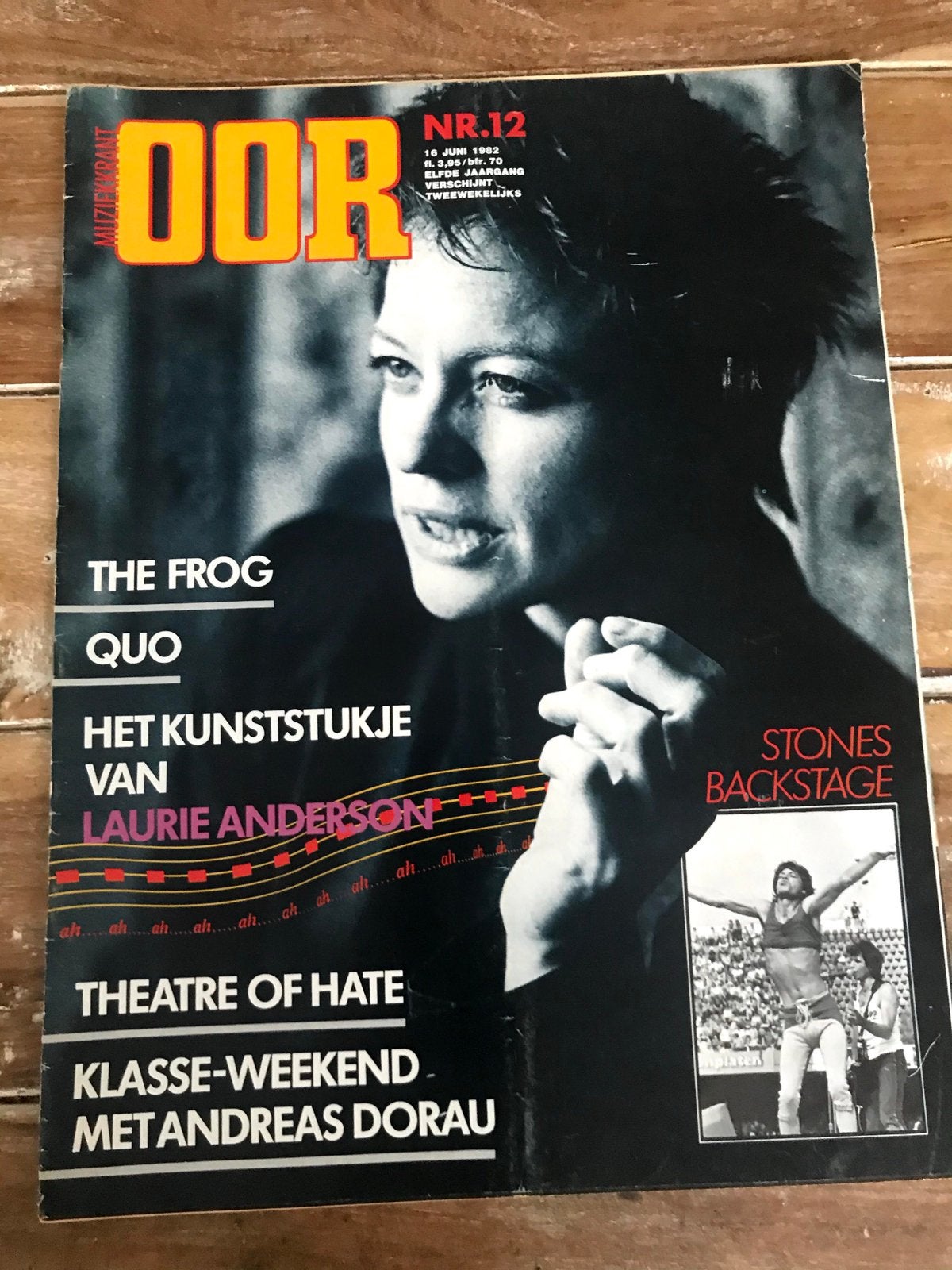 Muziekkrant OOR 1982 STATUS QUO Theatre Of Hate BLONDIE, Ophalen of Verzenden, Zo goed als nieuw, Muziek, Film of Tv