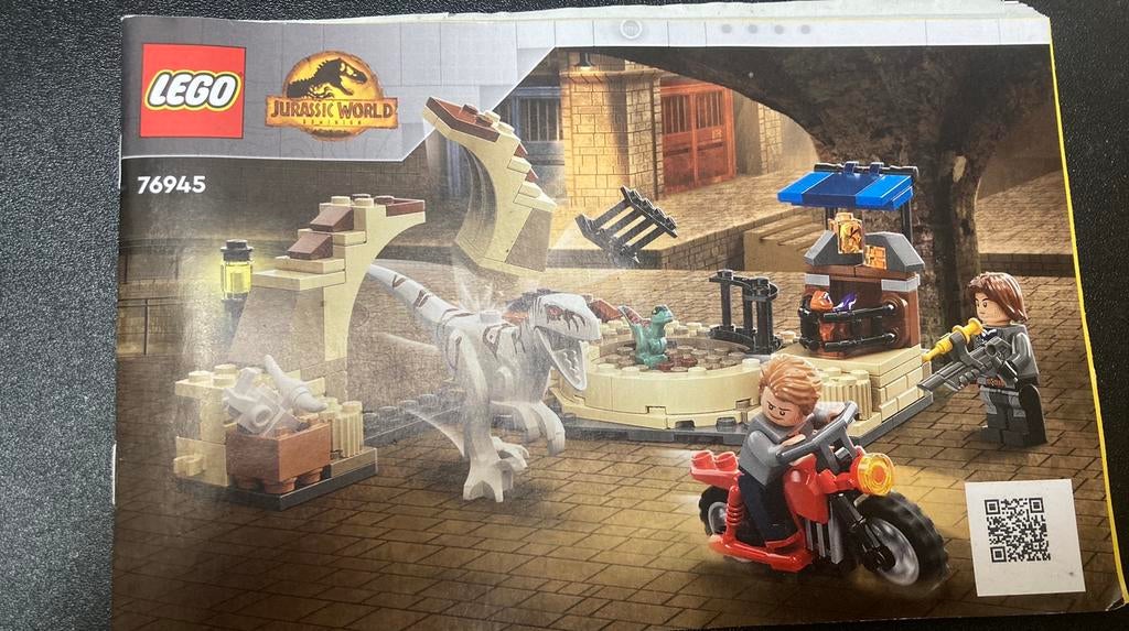 LEGO jurrasic world 76945 fiestachtervolging Atrociraptor, Ophalen, Gebruikt, Complete set, Lego